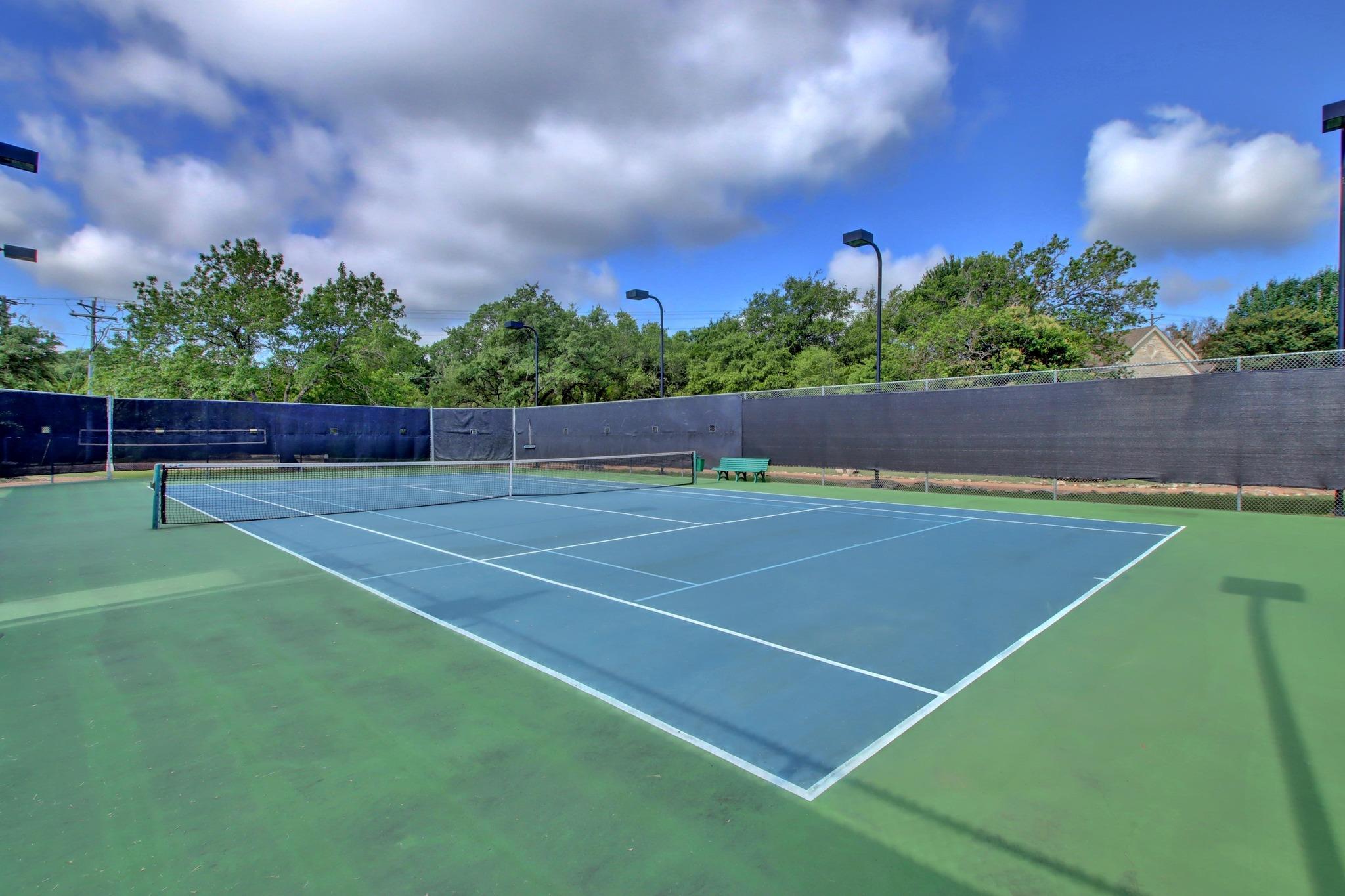 10109 Chestnut Ridge RD