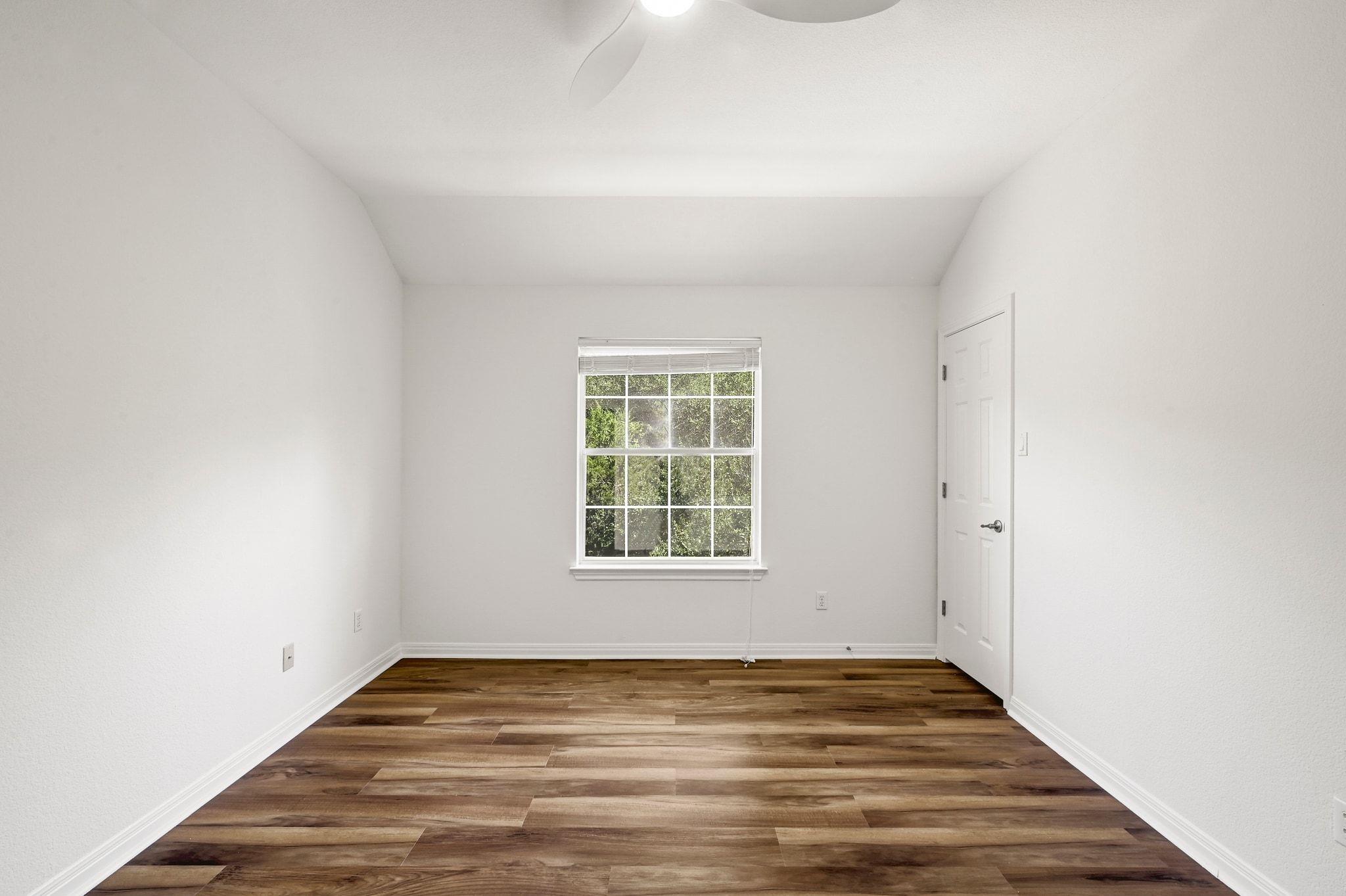 10109 Chestnut Ridge RD