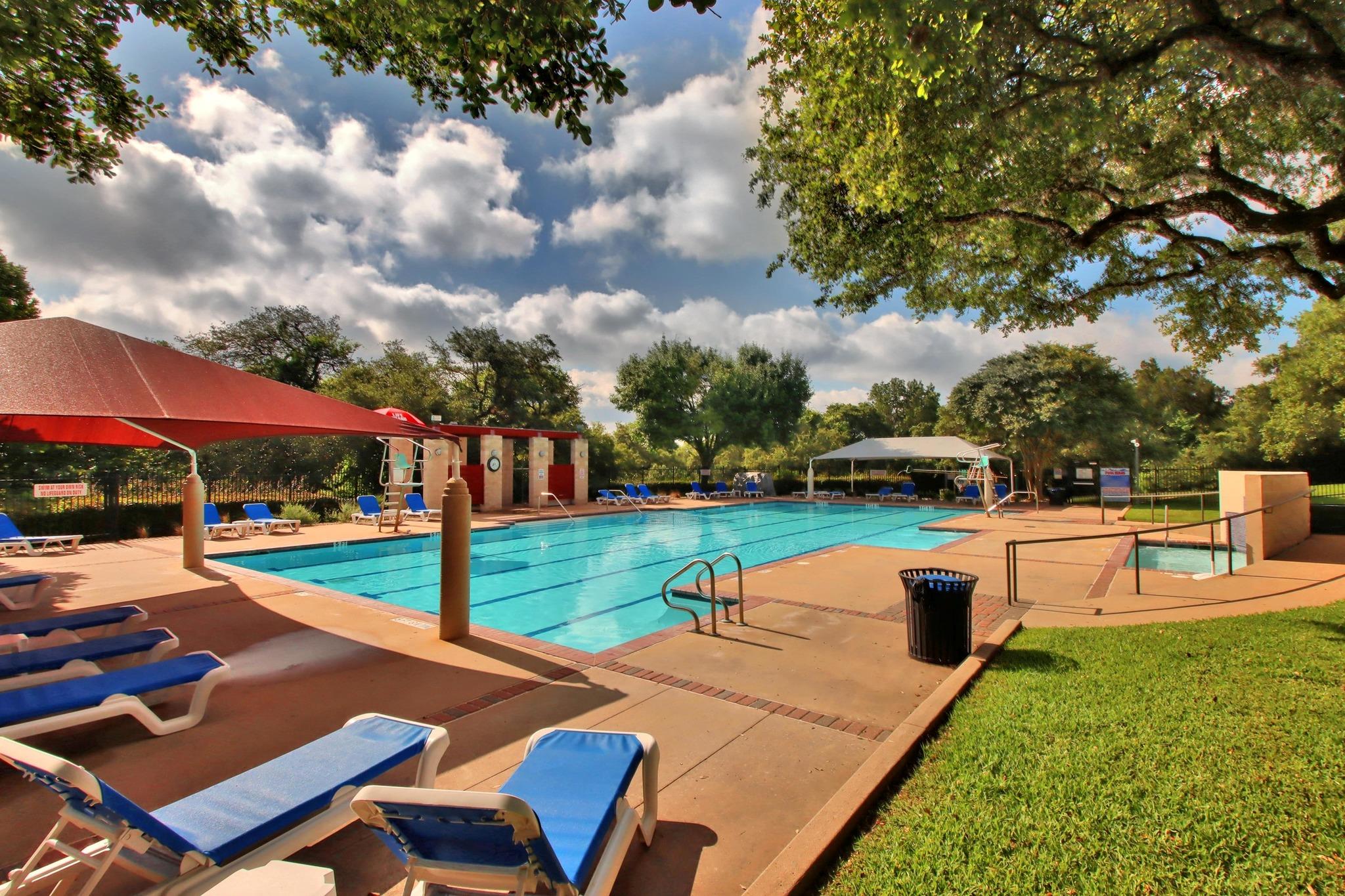 10109 Chestnut Ridge RD