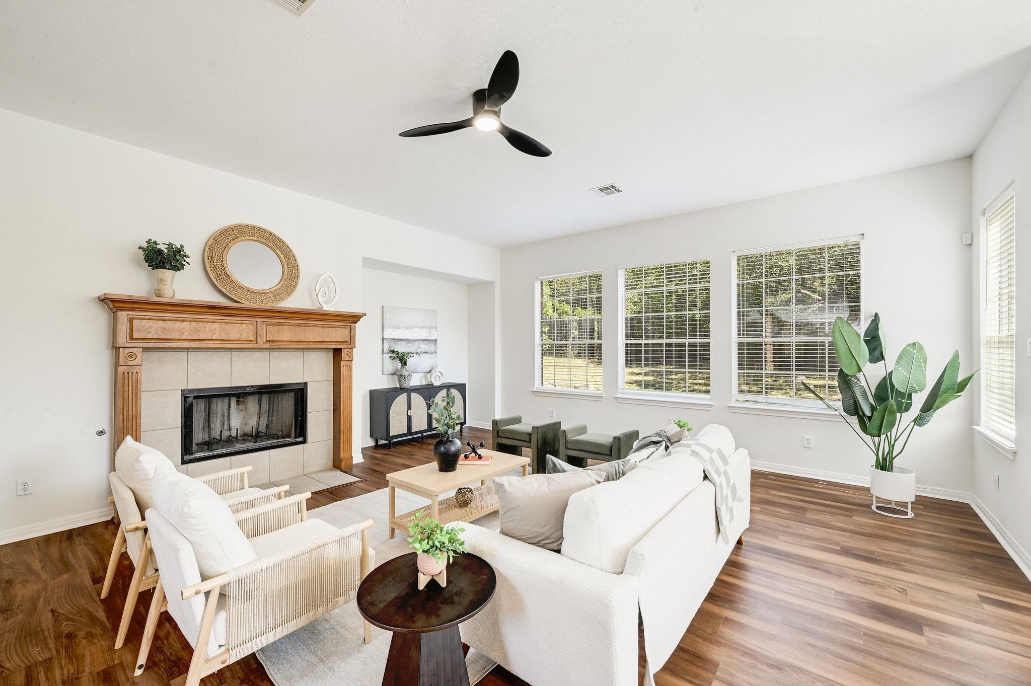 10109 Chestnut Ridge RD