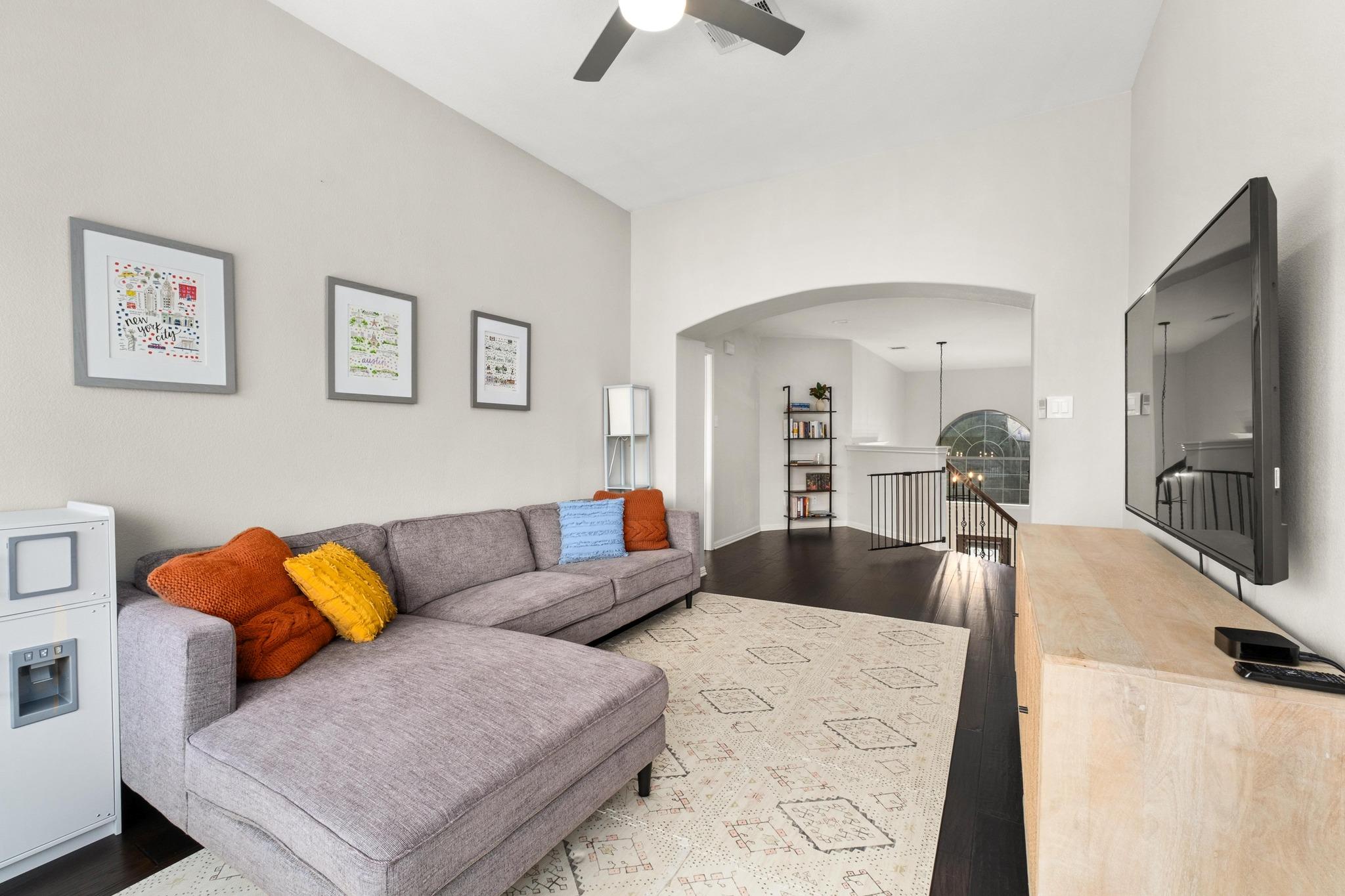 5701 Sunset RDG