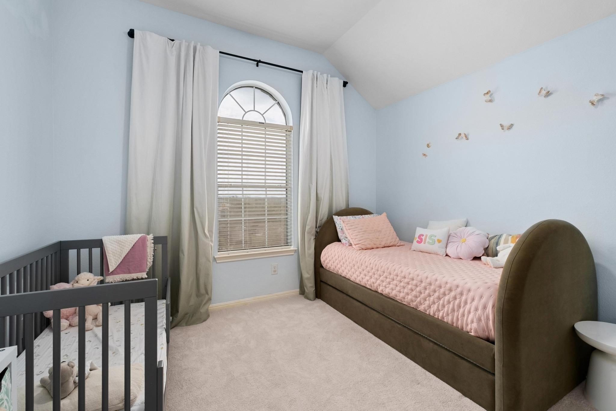 5701 Sunset RDG