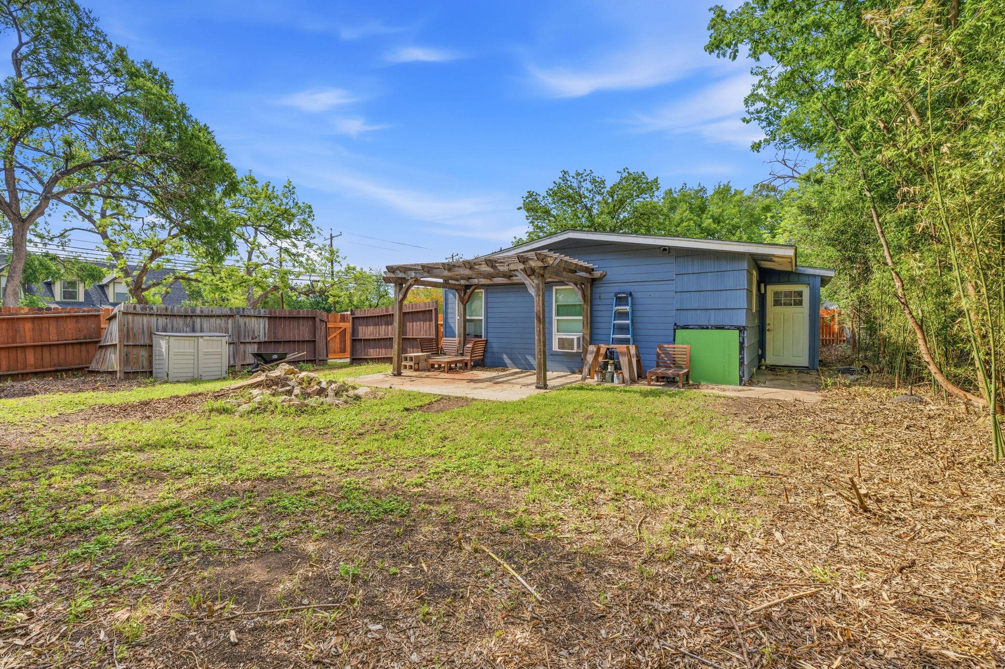 2800 W 50th ST