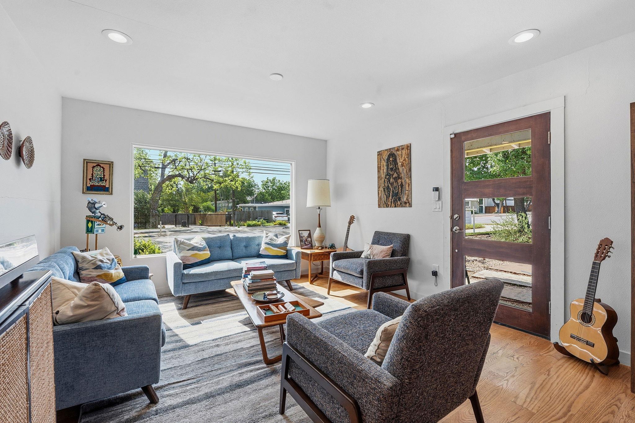 2800 W 50th ST