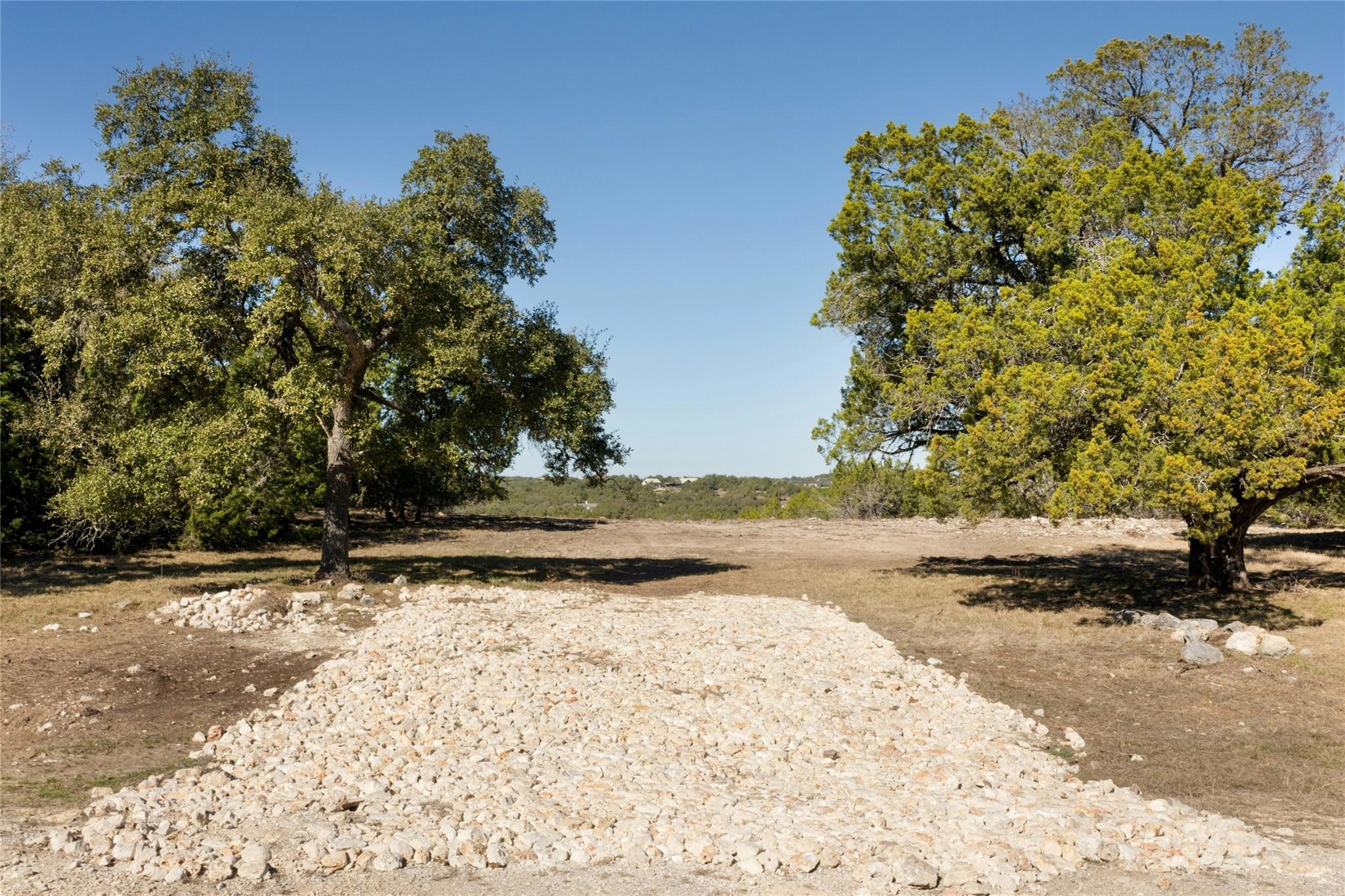 736 Covered Bridge DR