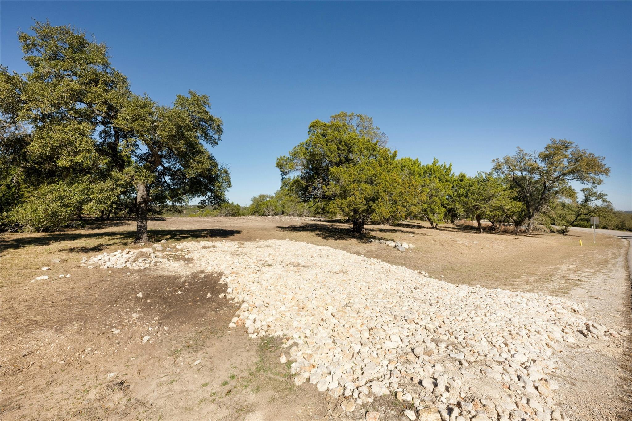 736 Covered Bridge DR