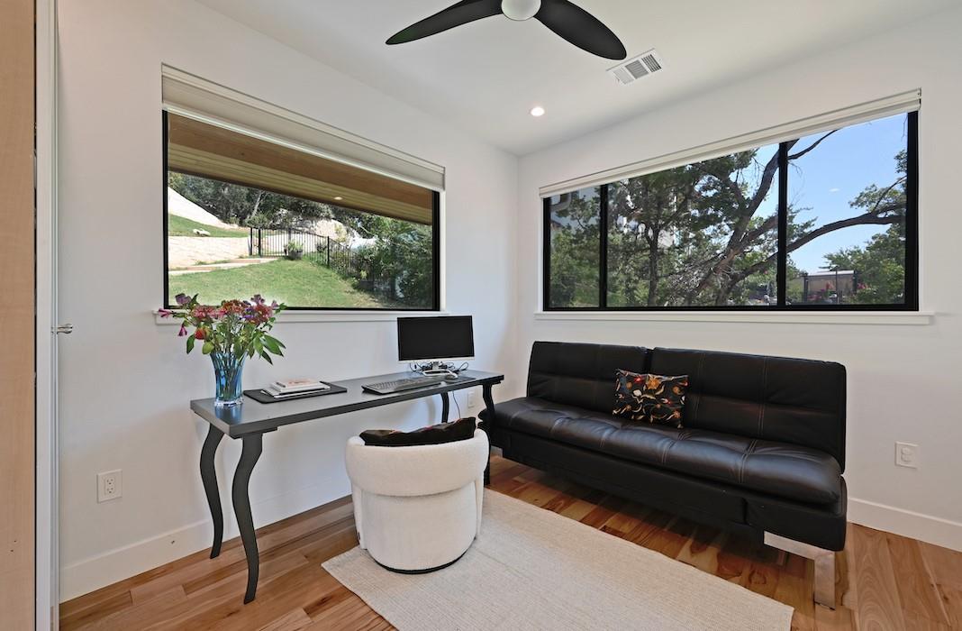 405 Barrett LN, Austin