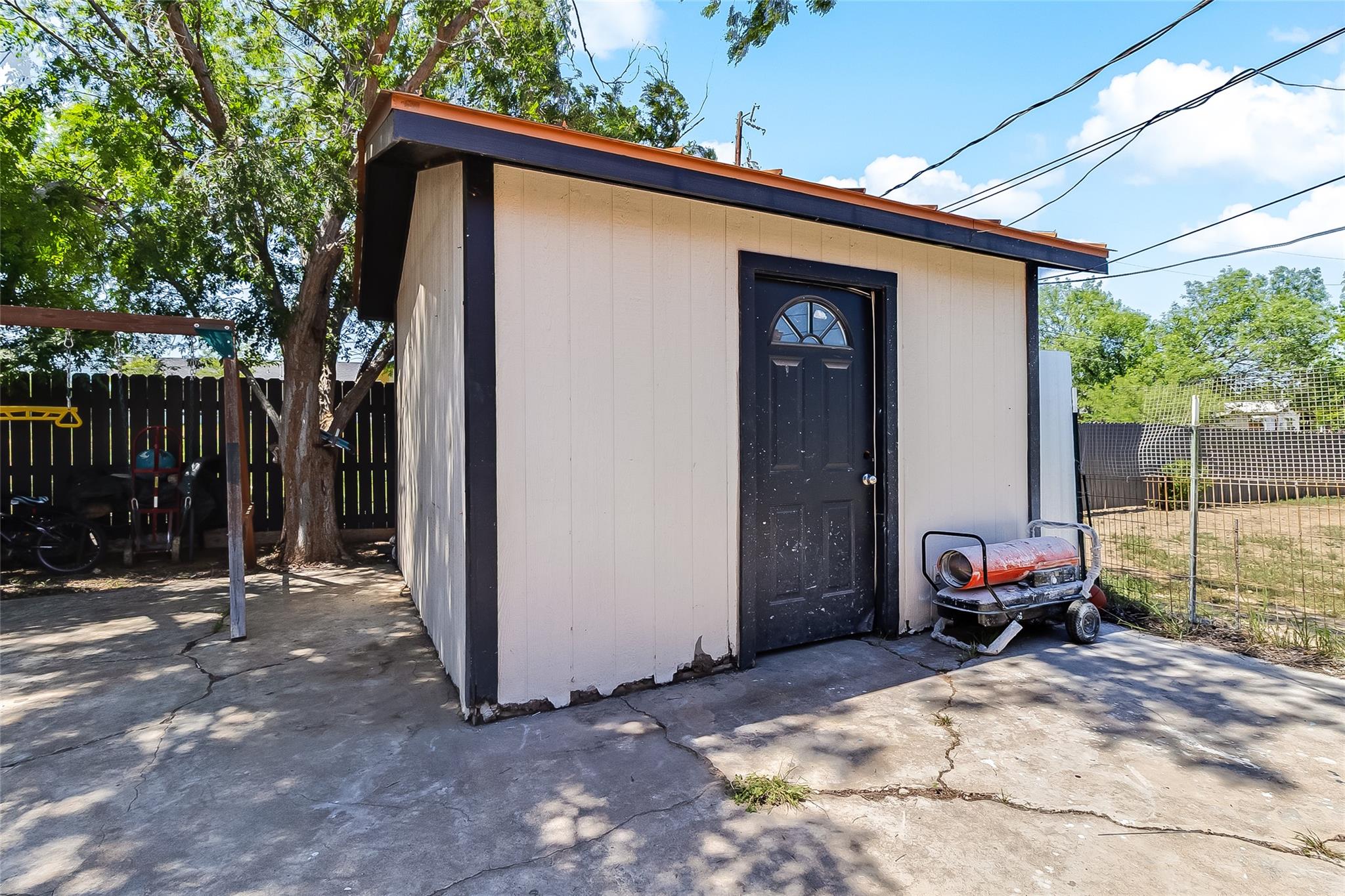 300 Avenue T