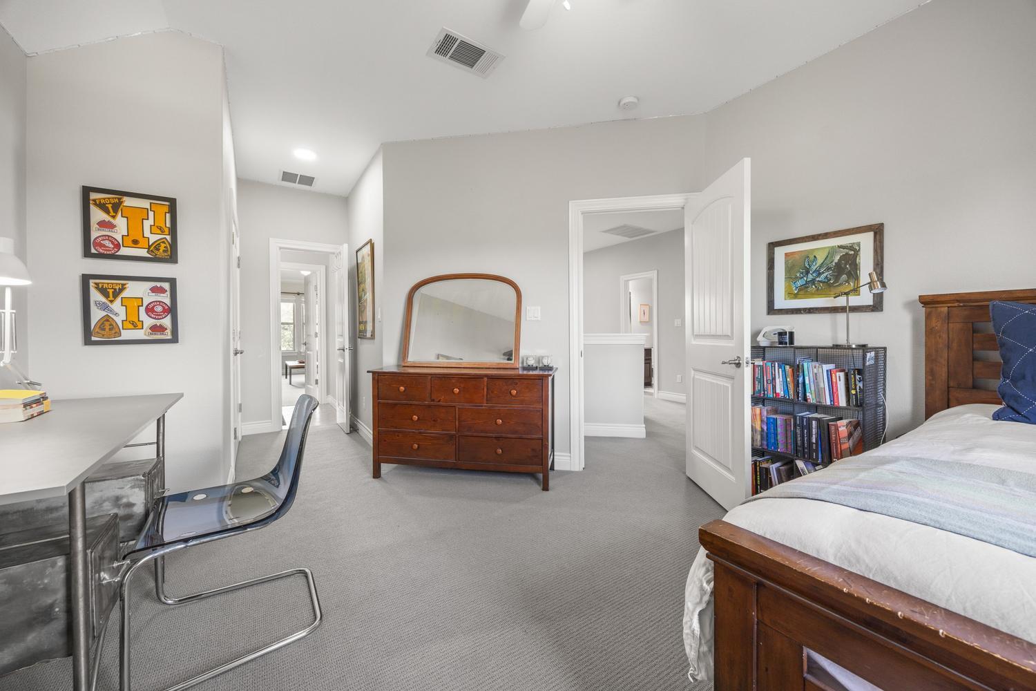 1135 Blue Ridge Dr. DR