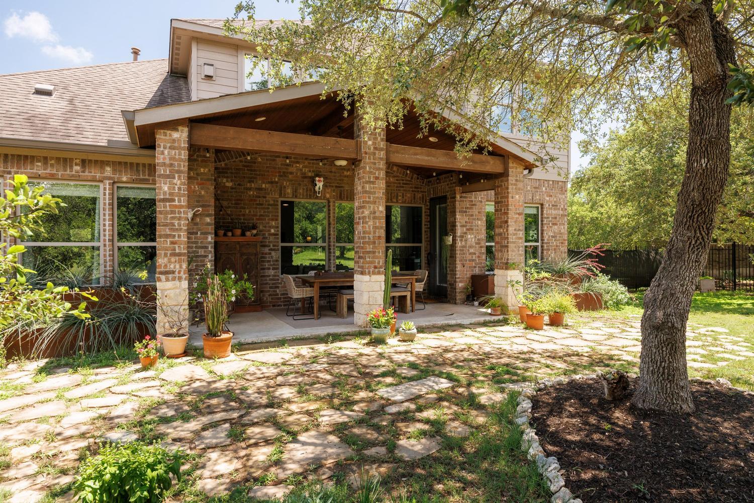 1135 Blue Ridge Dr. DR