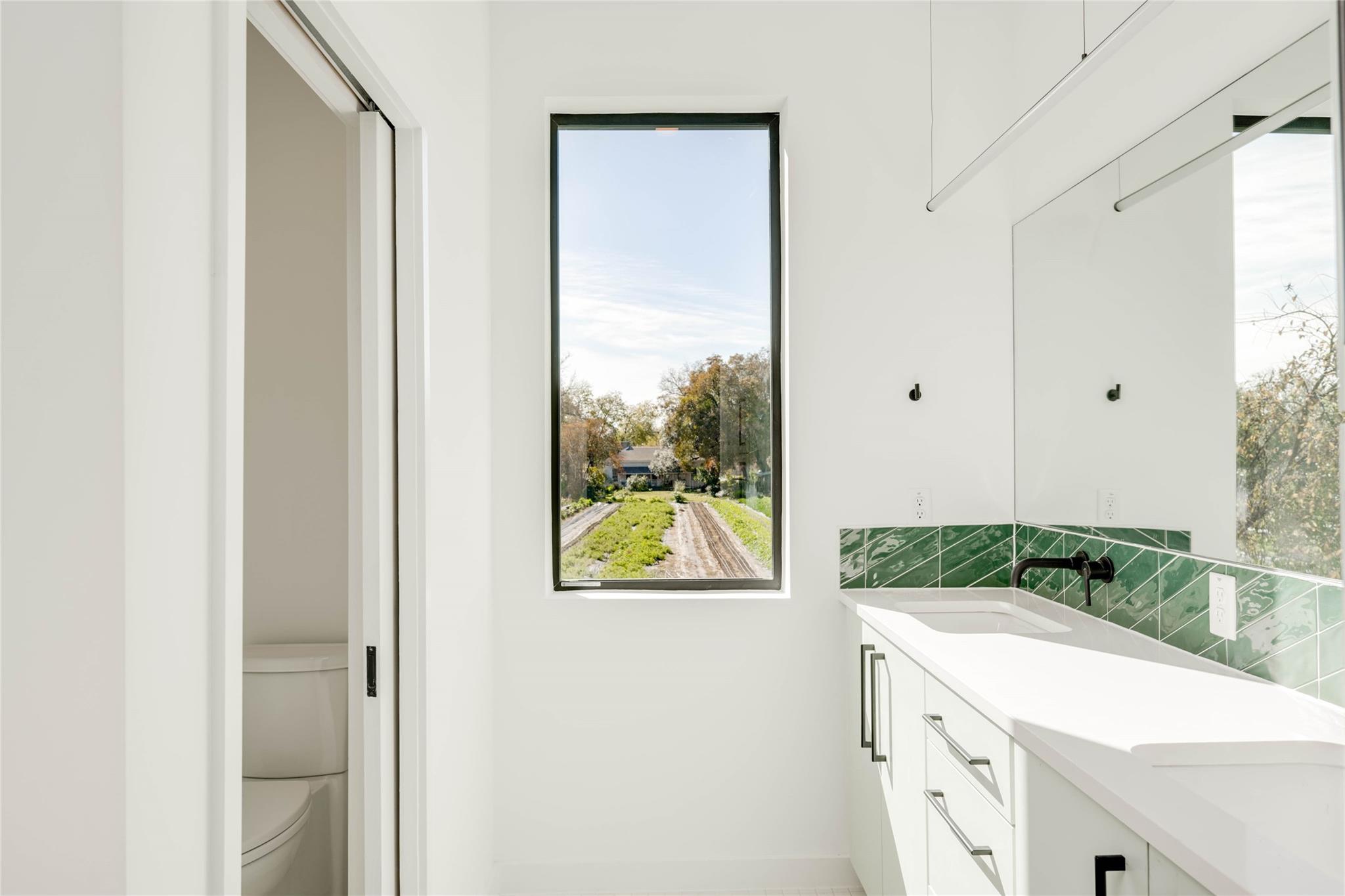 1103 Cherico ST # 3B