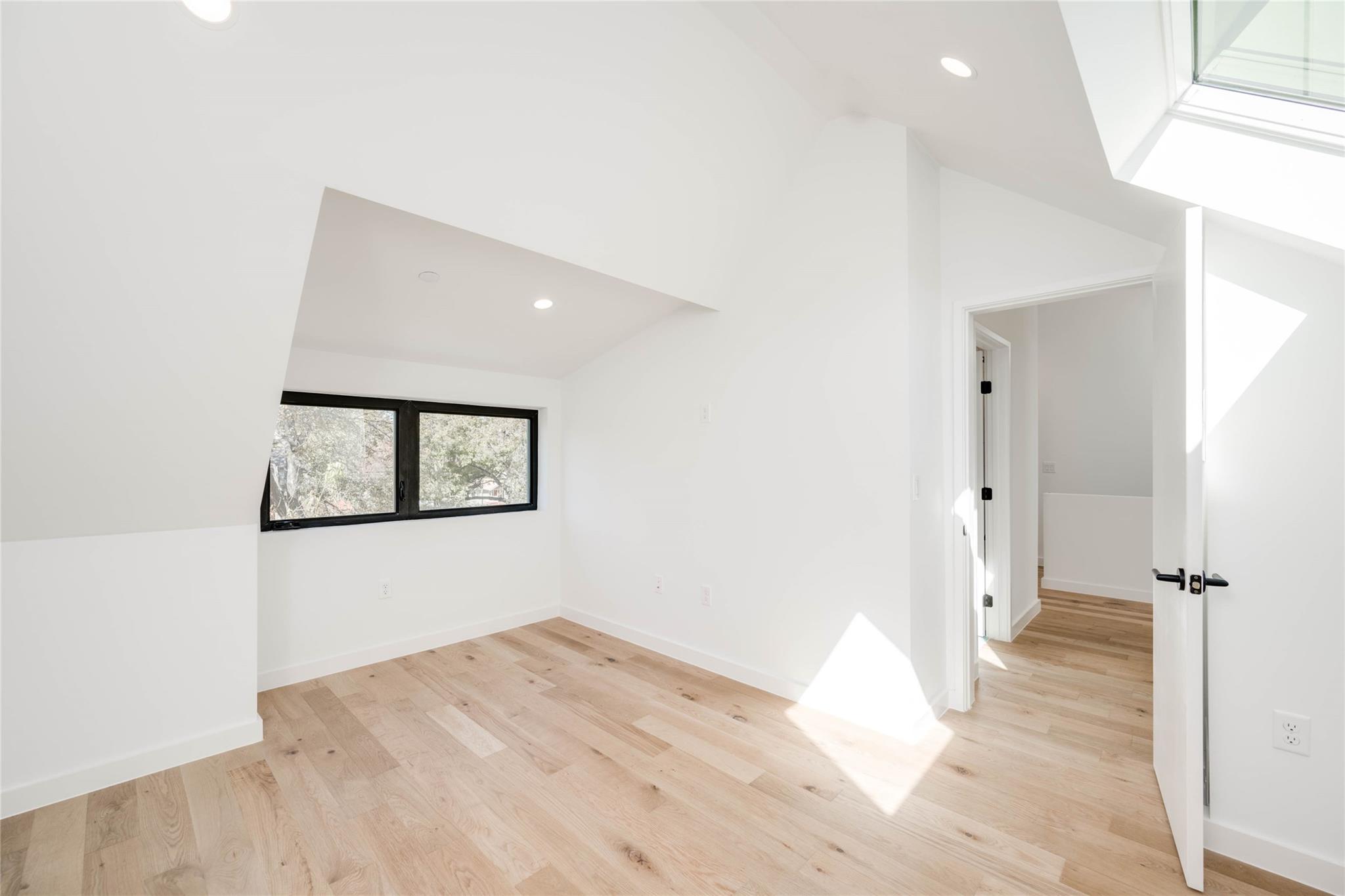 1103 Cherico ST # 3B