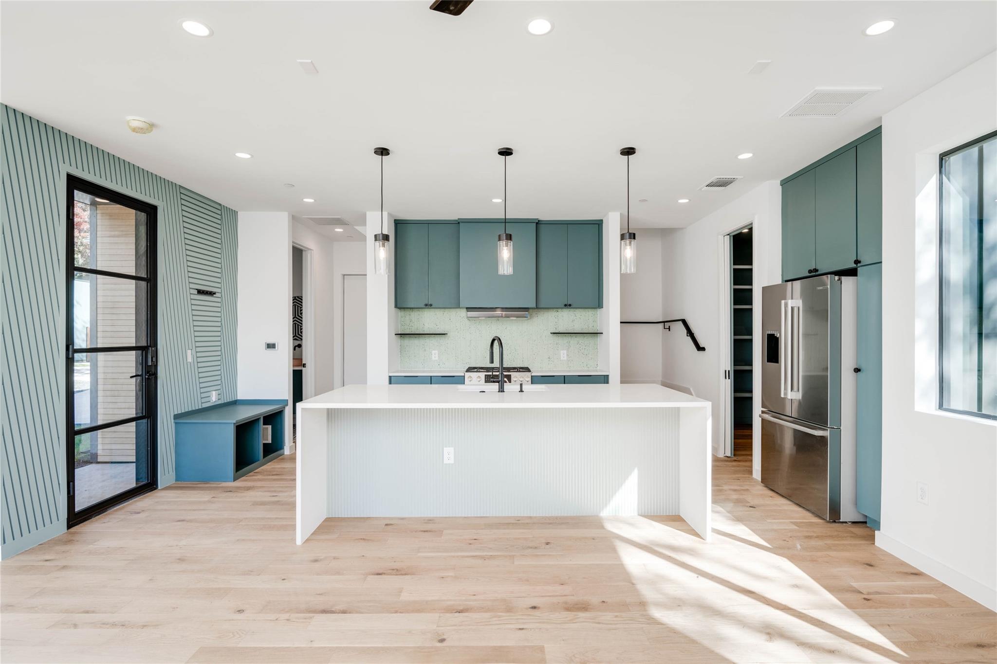 1103 Cherico ST # 3B
