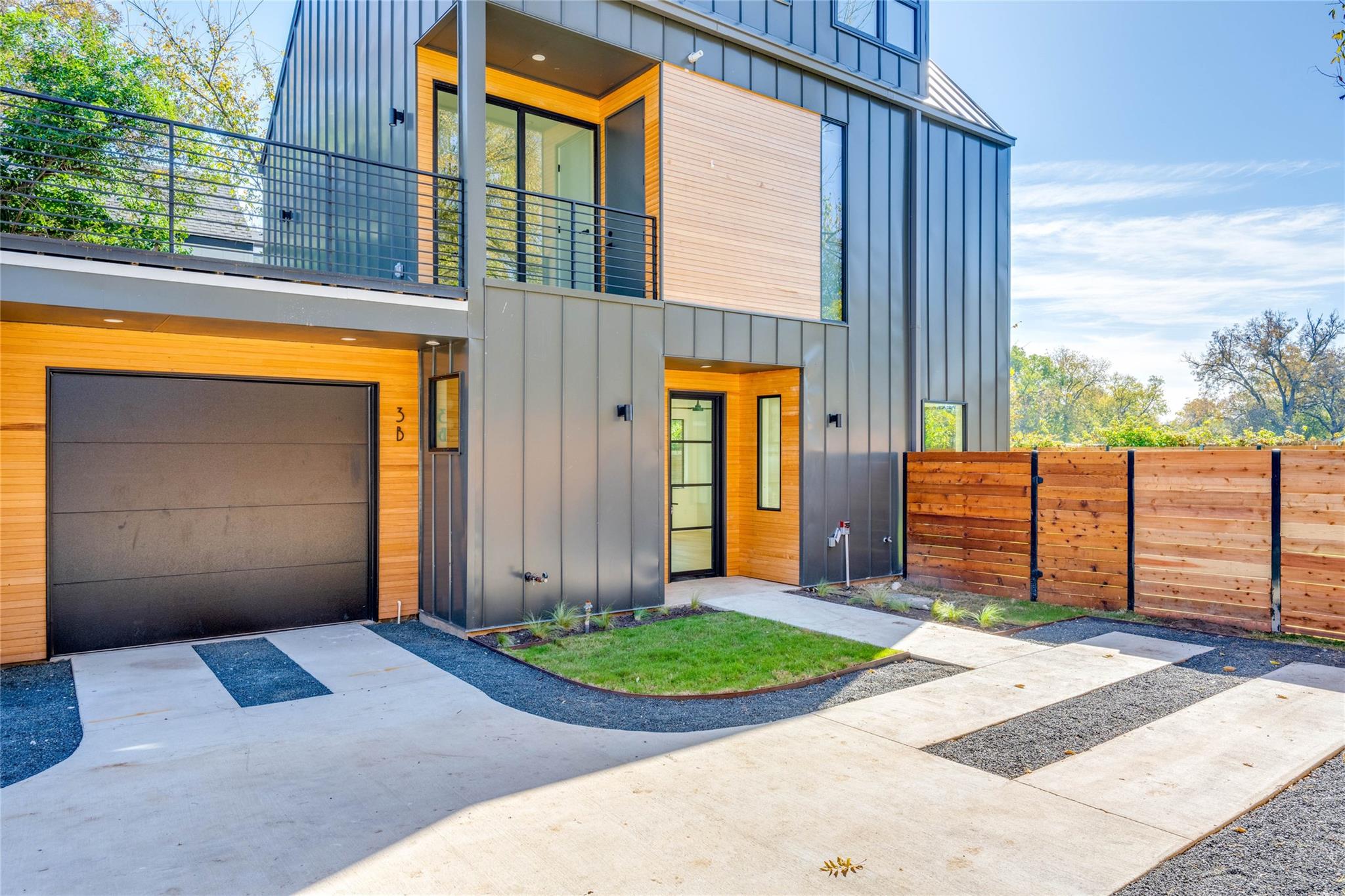 1103 Cherico ST # 3B
