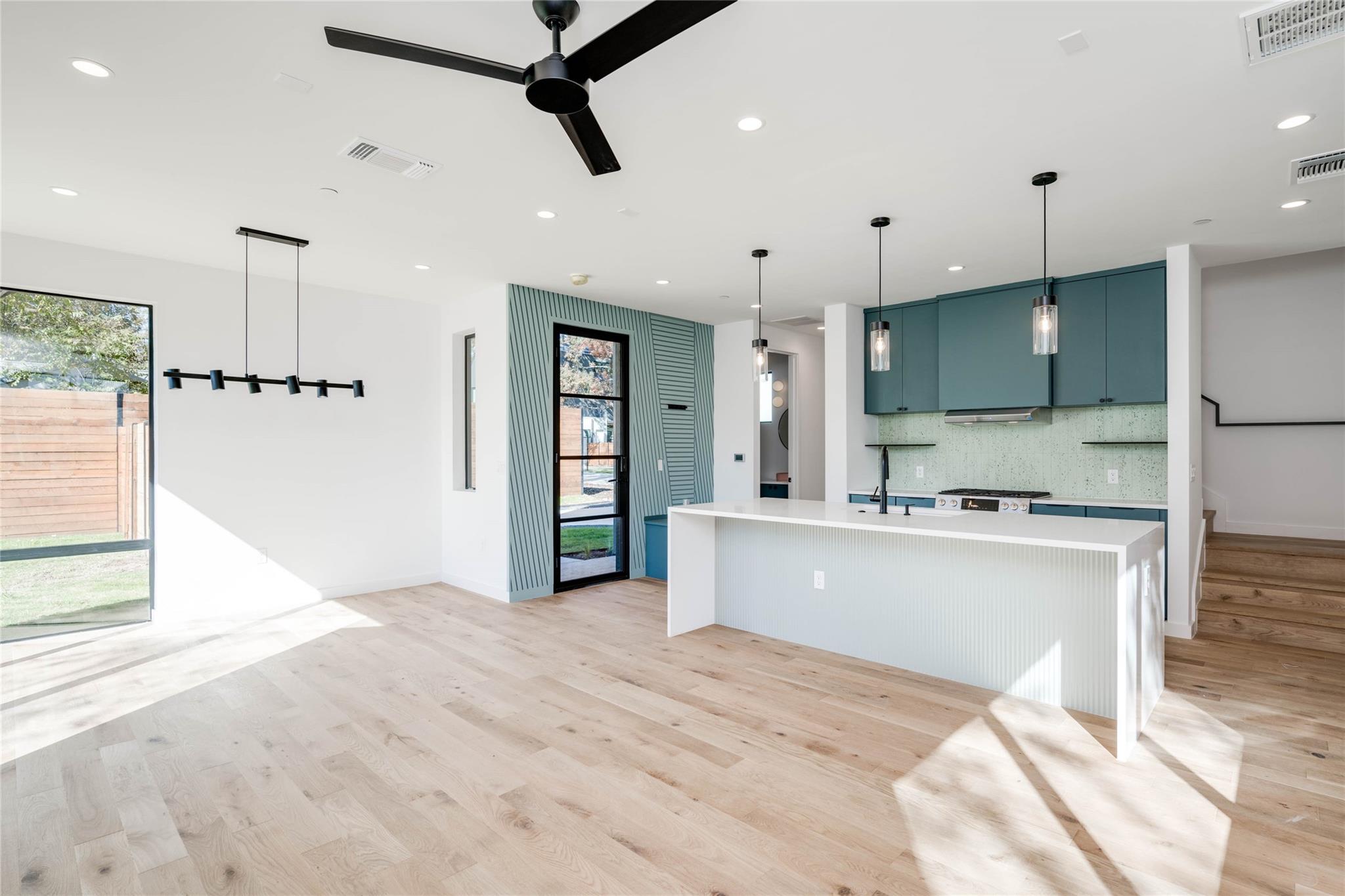 1103 Cherico ST # 3B