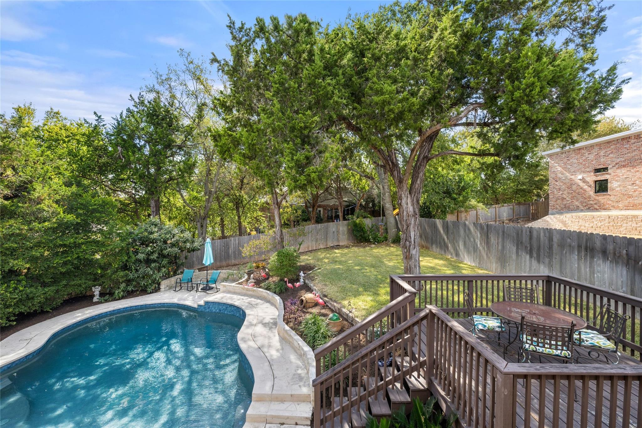 5601 Barker Ridge DR