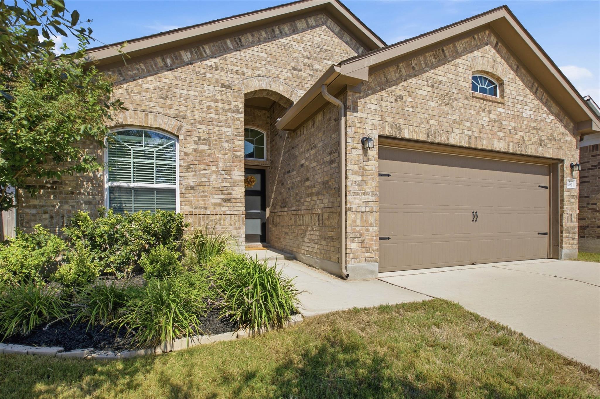 1061 Blue Oak BLVD