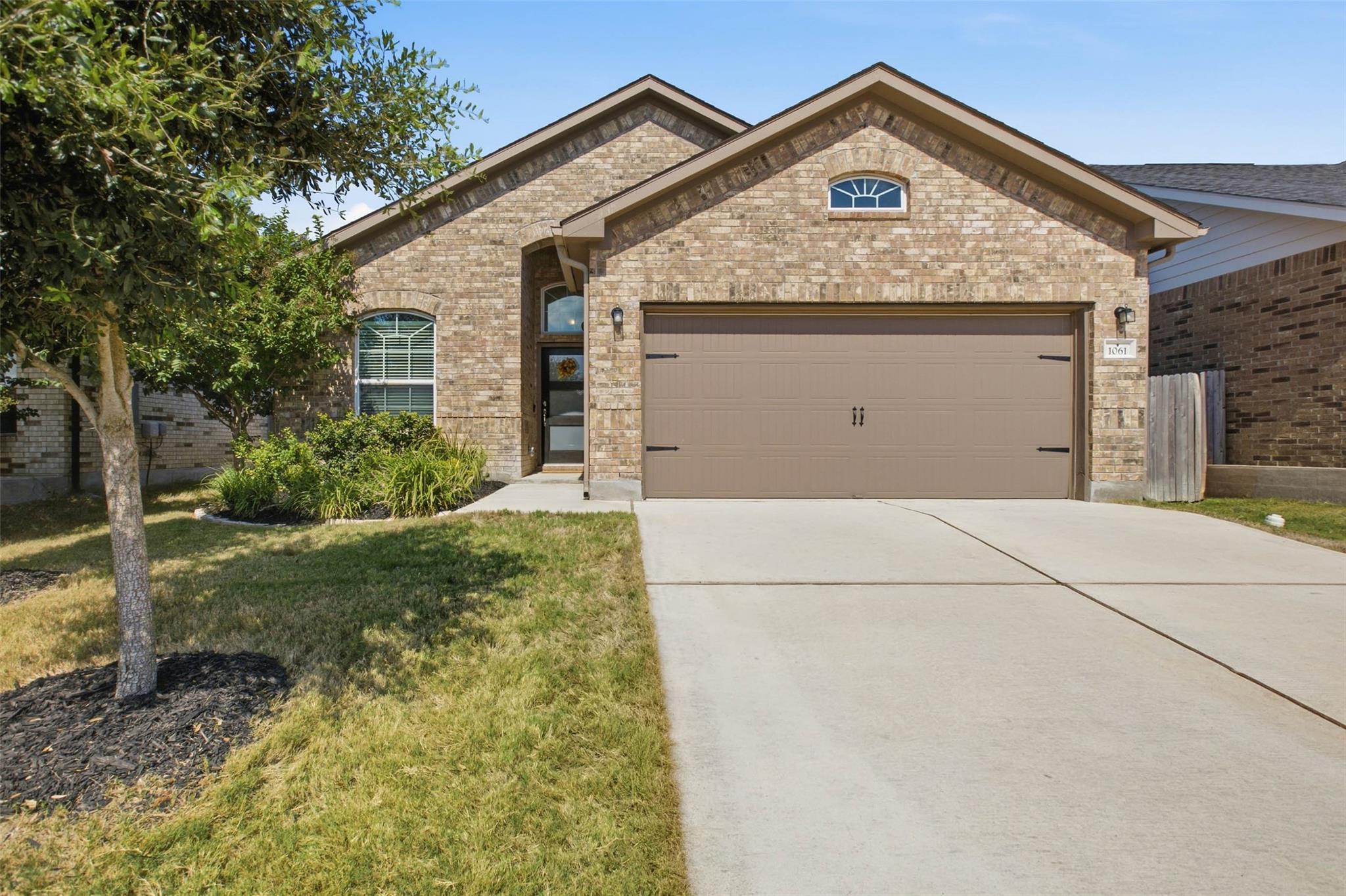 1061 Blue Oak BLVD