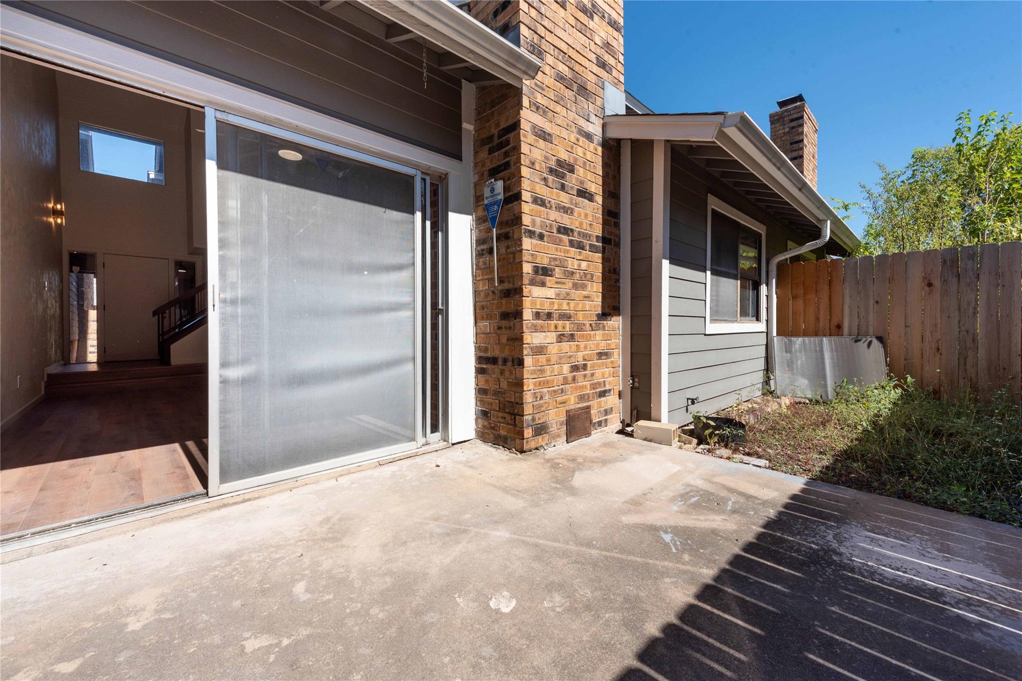 7203 Coronado CIR