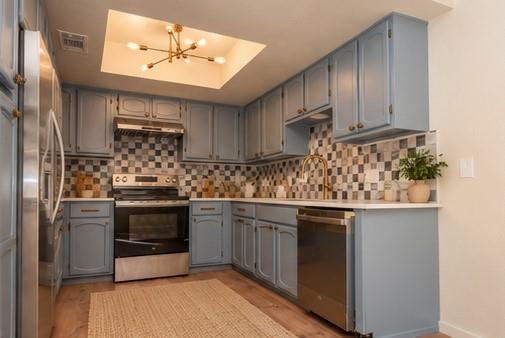 7203 Coronado CIR