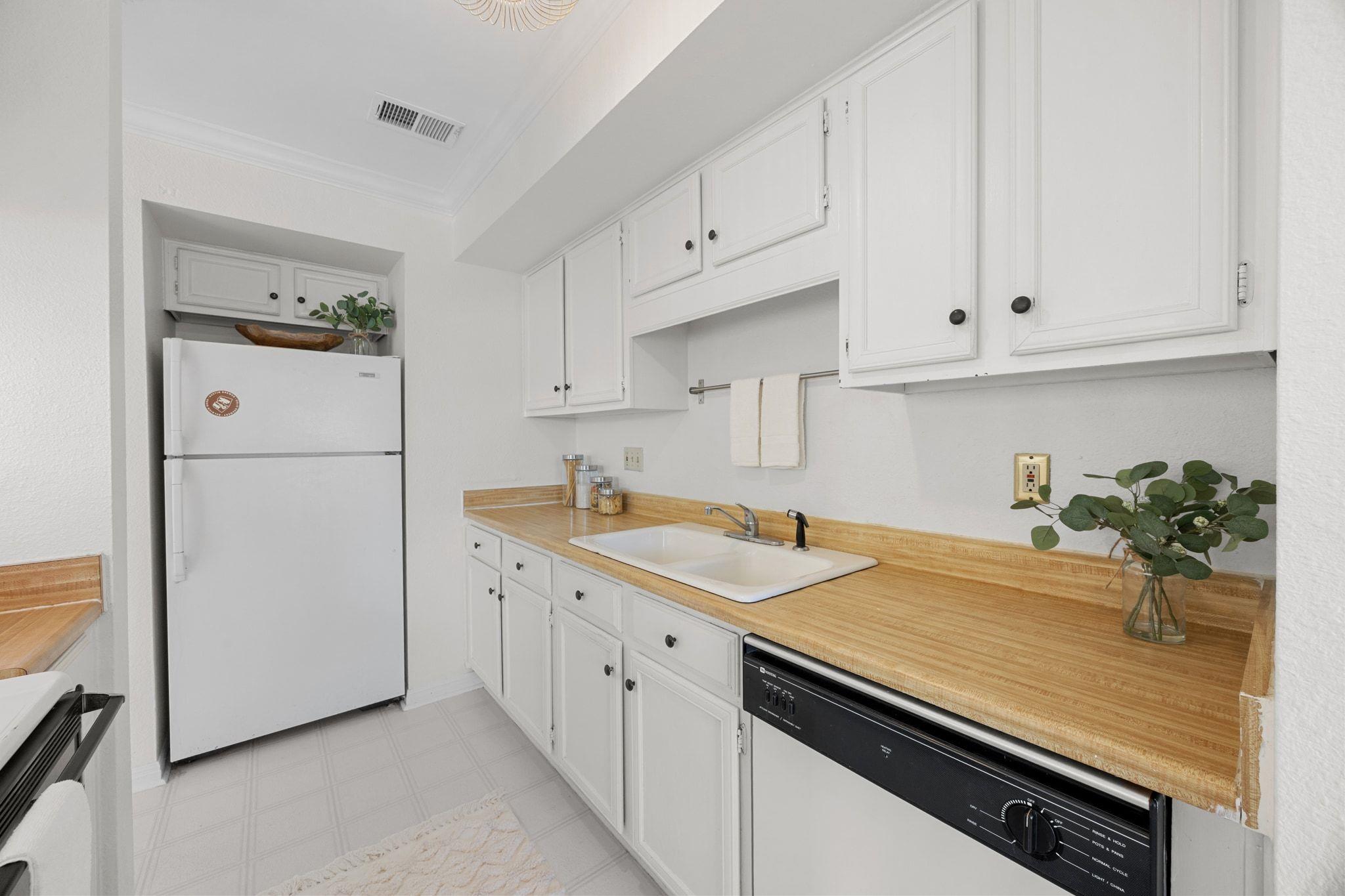 4159 Steck Ave # 258