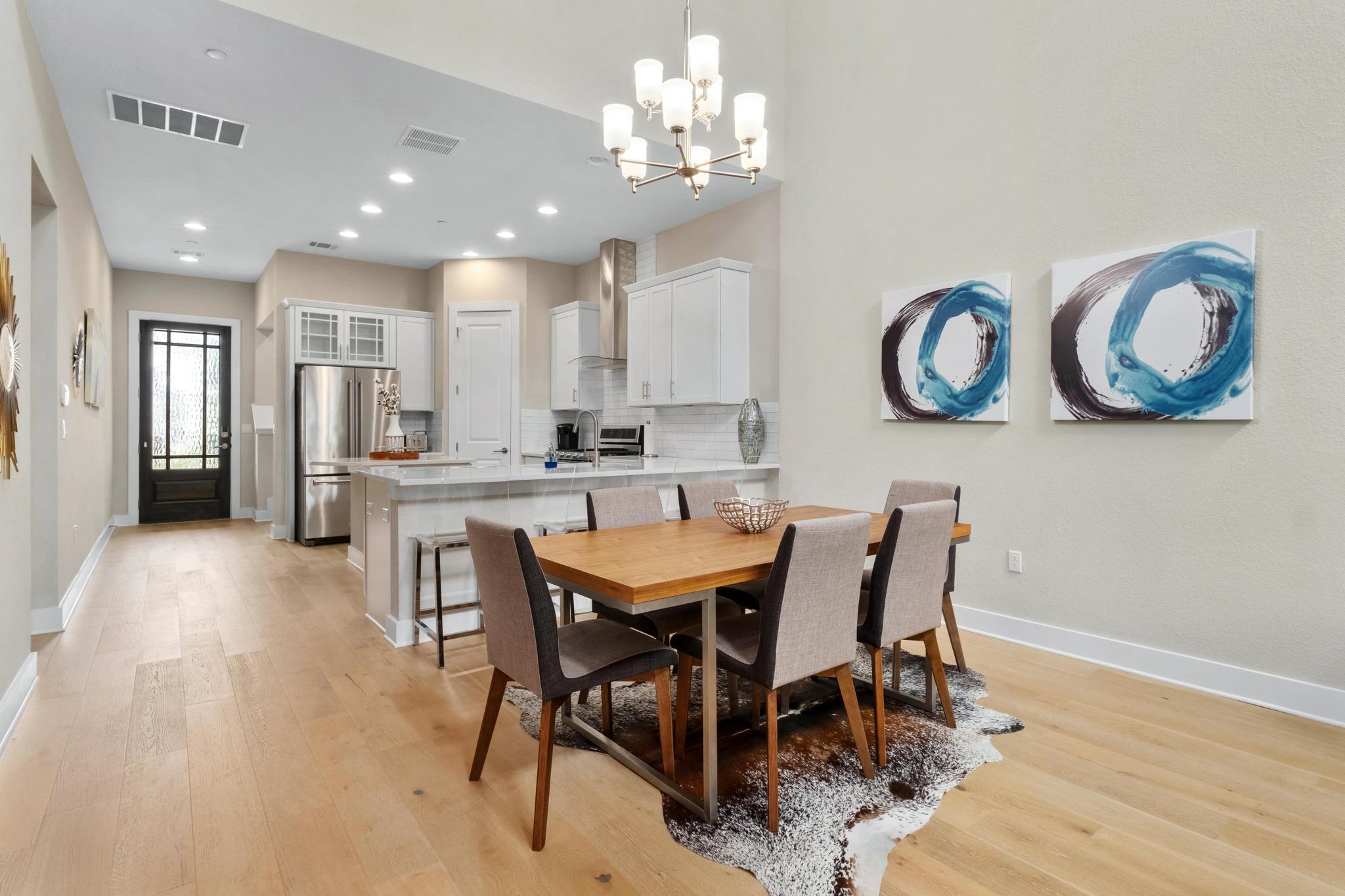 4323 Spicewood Springs RD # 2