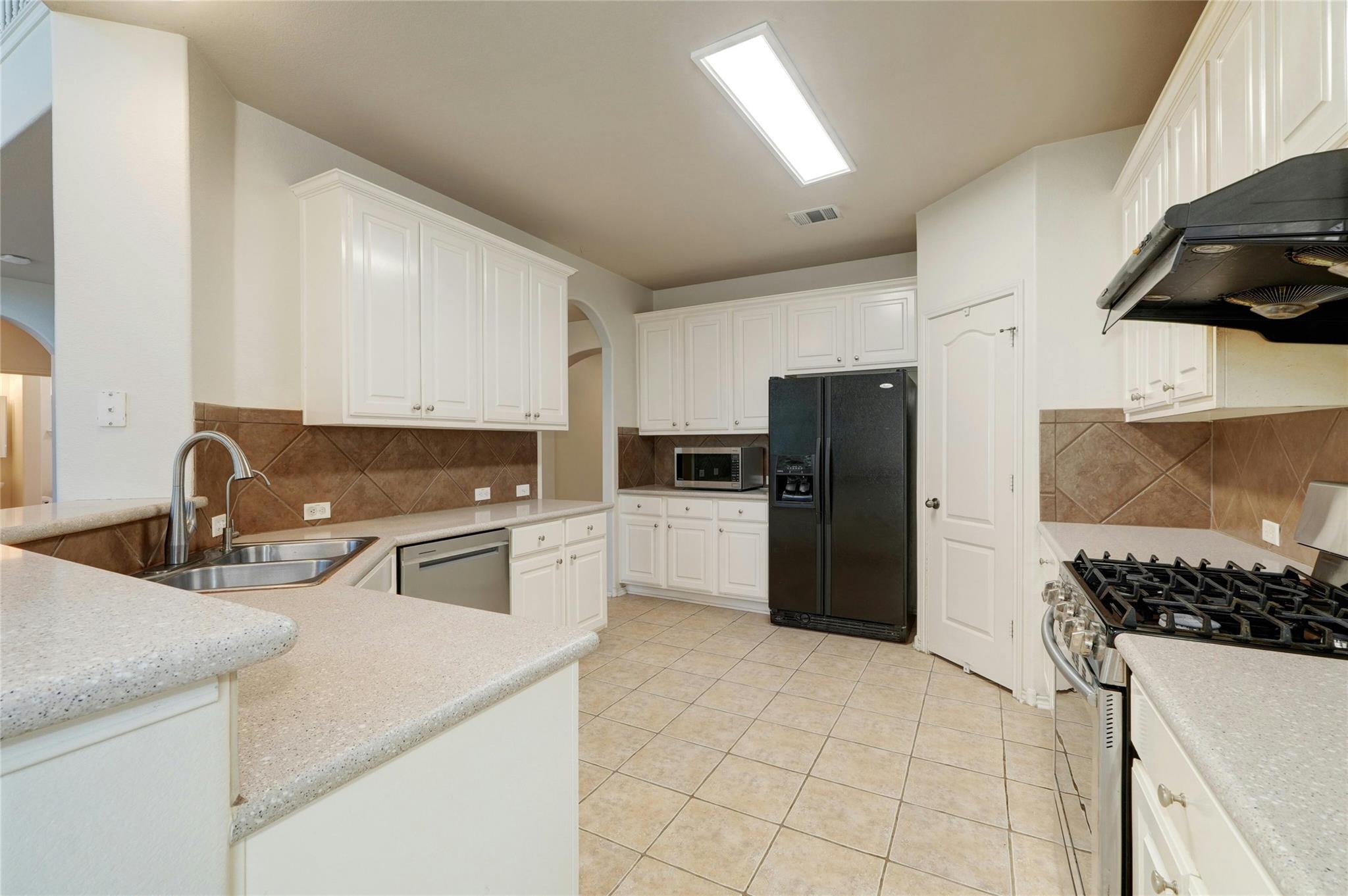 8227 Liberty Walk DR