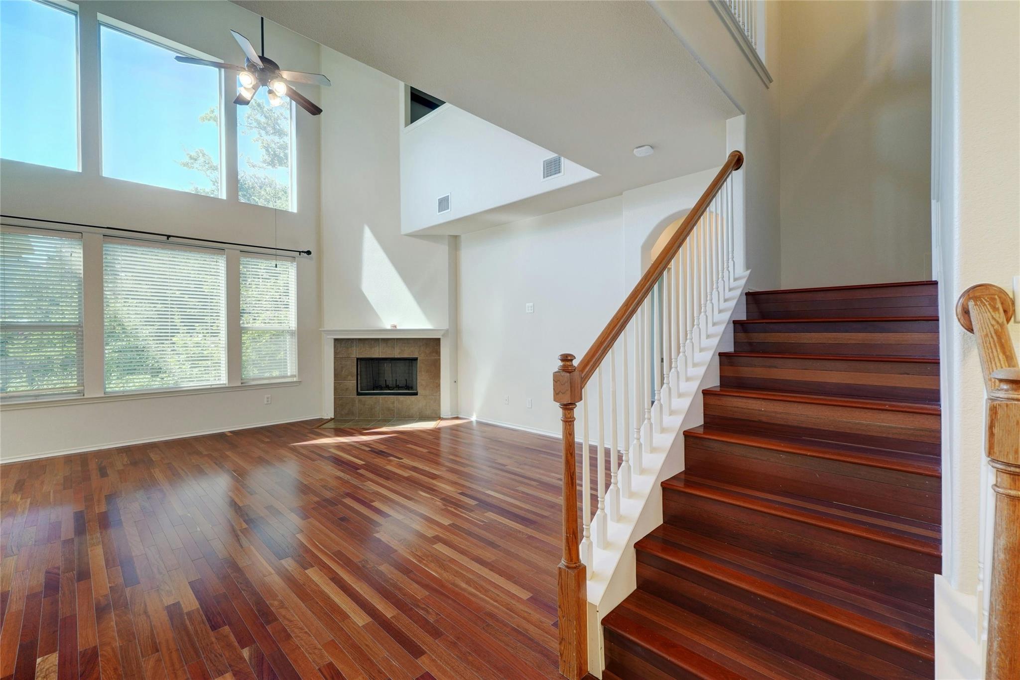 8227 Liberty Walk DR