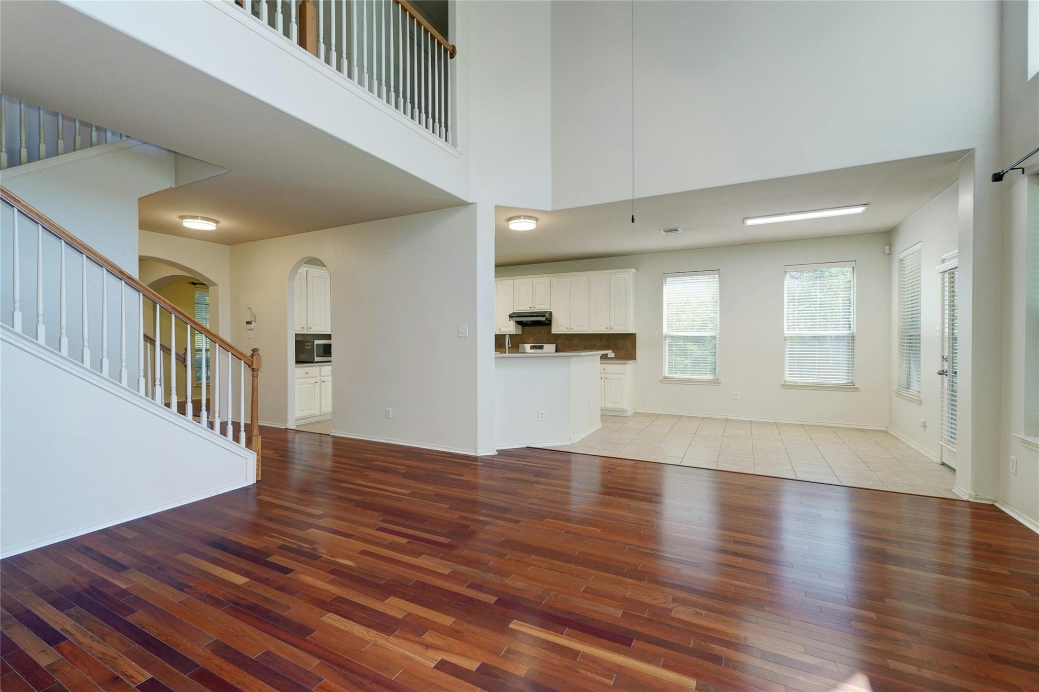 8227 Liberty Walk DR