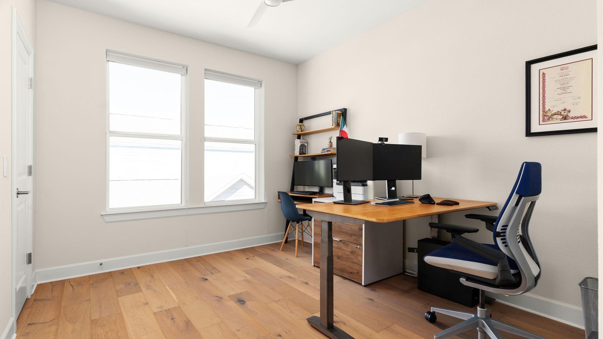 2508 Robert Browning ST, Austin