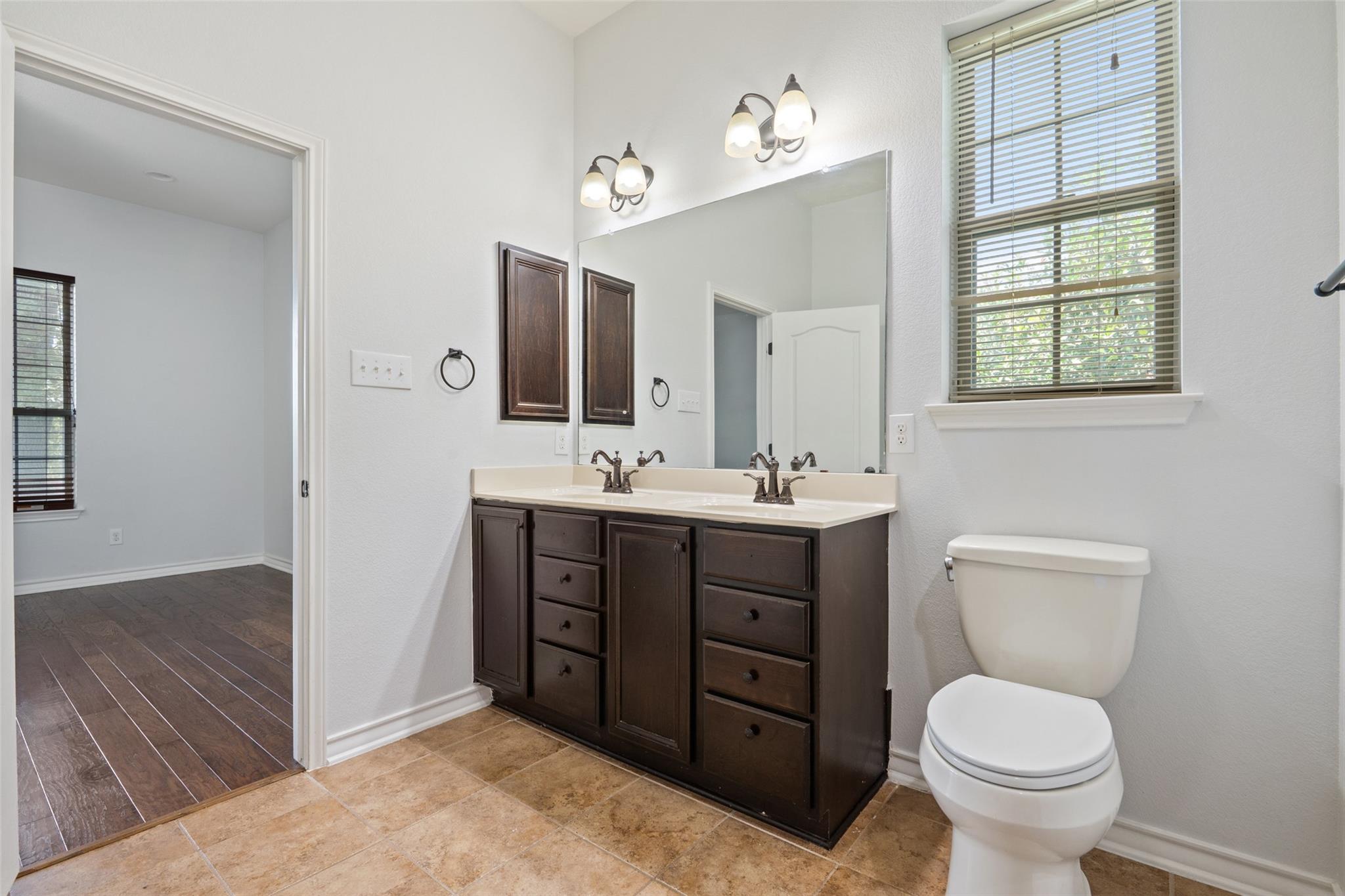 7613 Brecourt Manor WAY