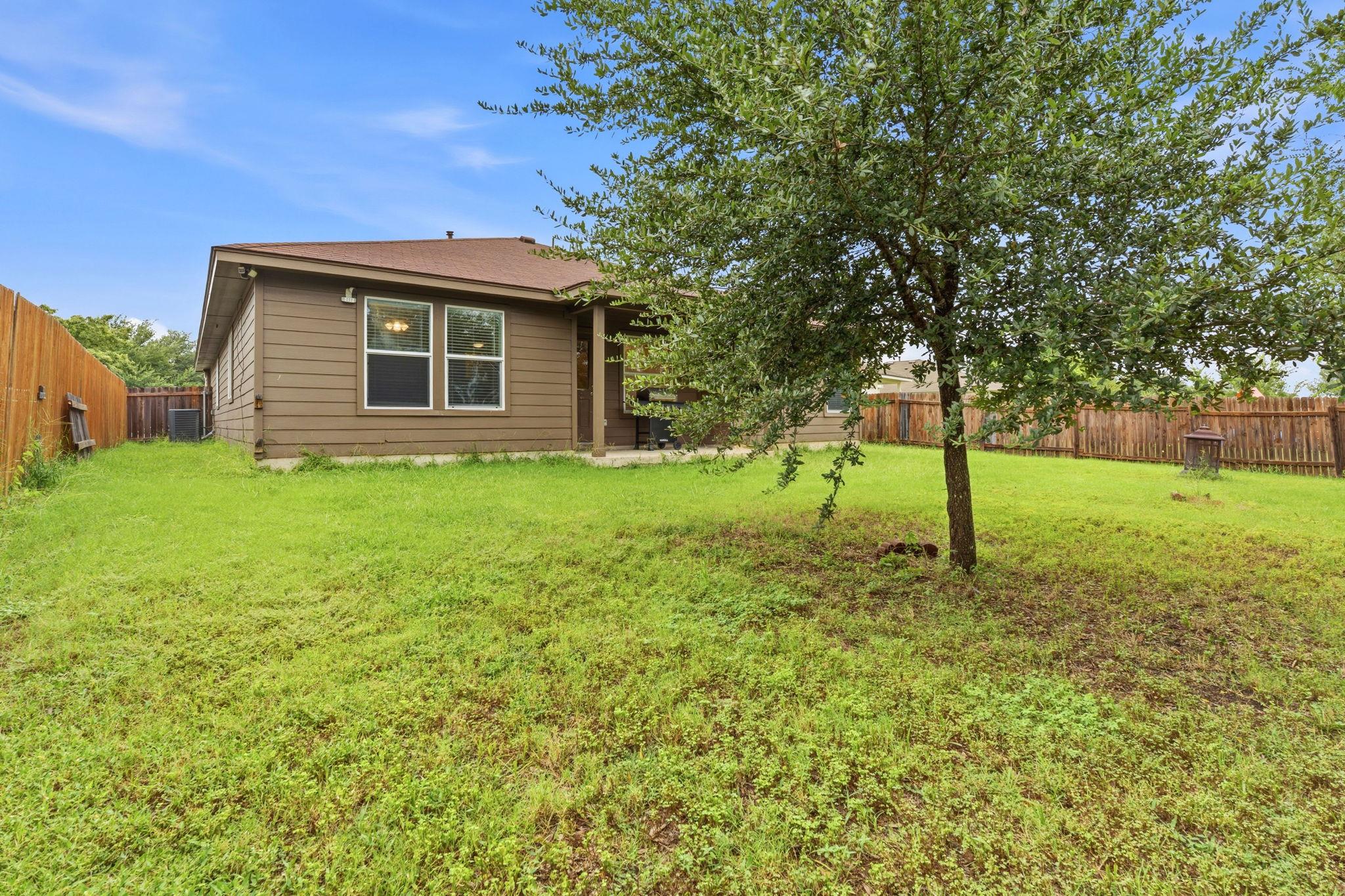 18512 Great Falls DR