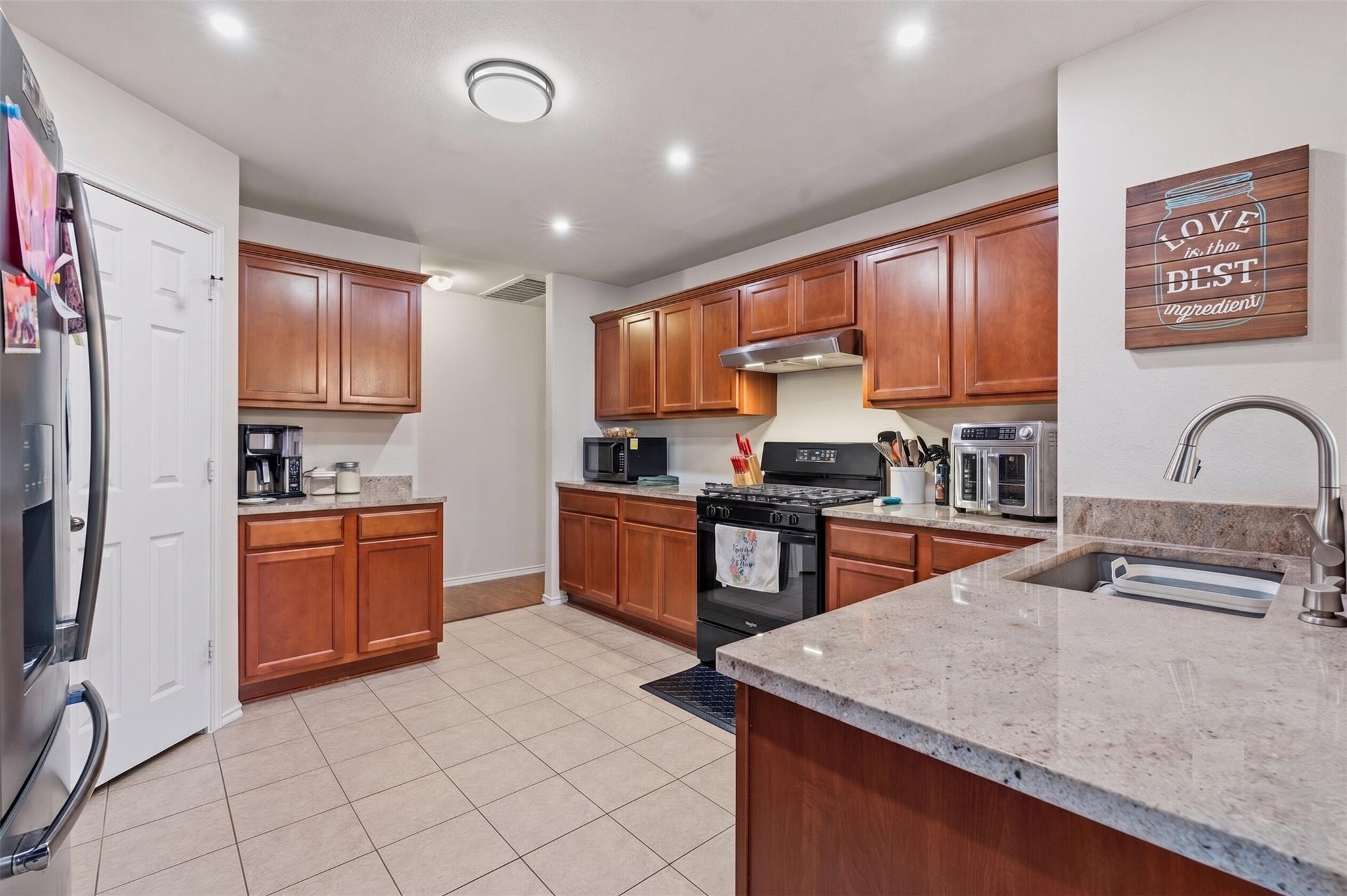 18512 Great Falls DR