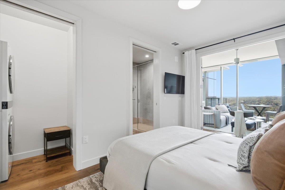 44 East Ave # 1811