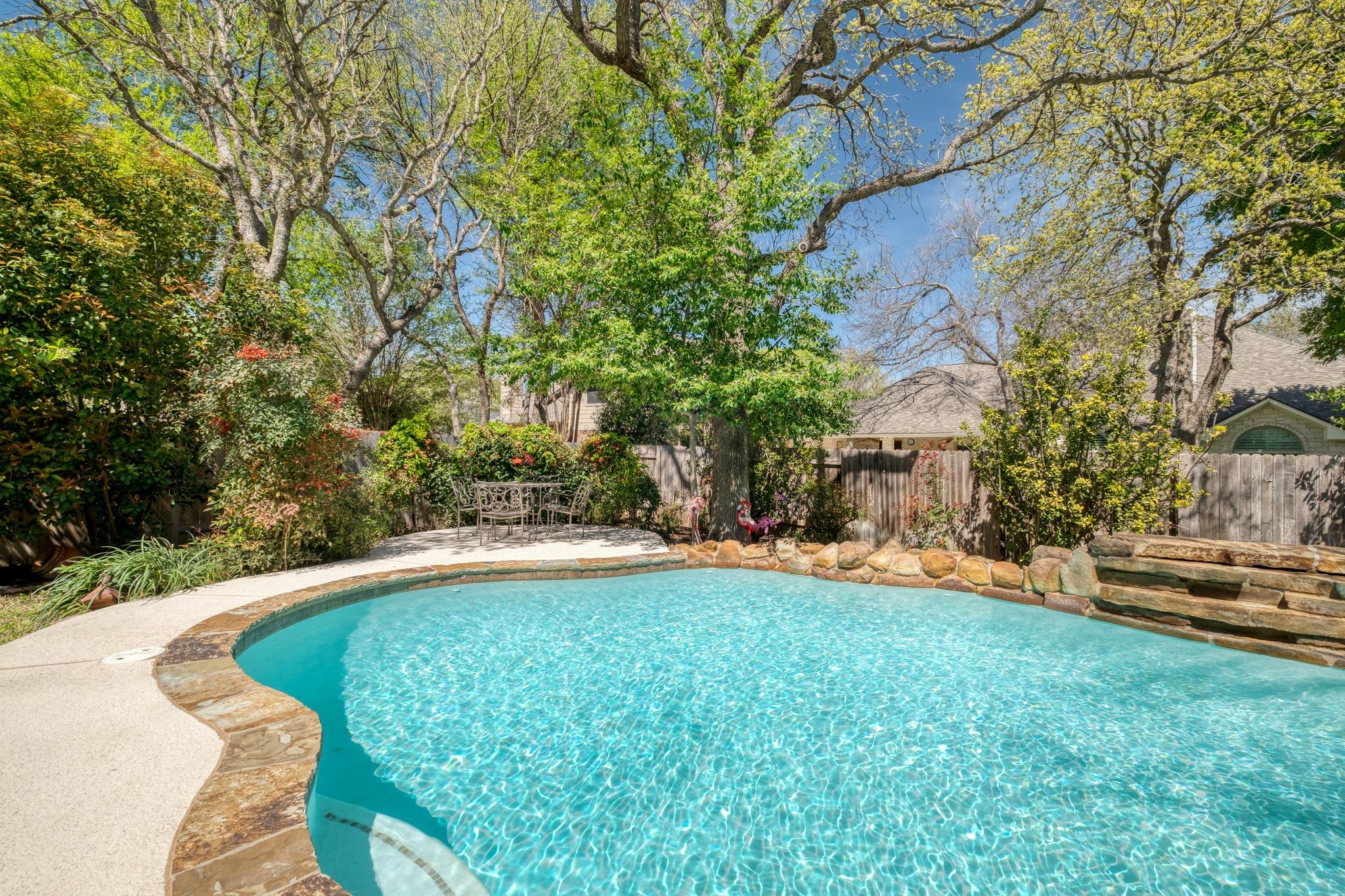 8221 Fern Bluff Ave
