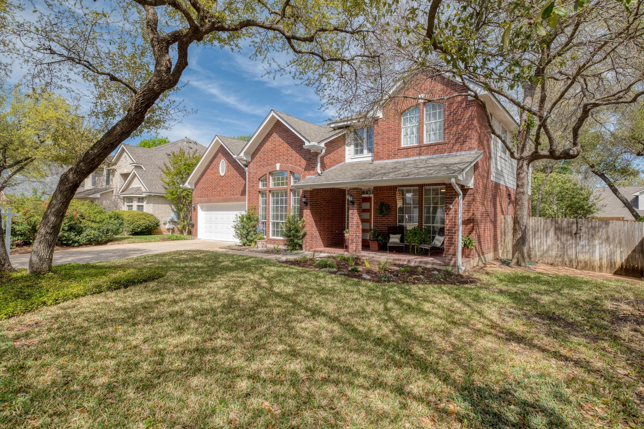 8221 Fern Bluff Ave