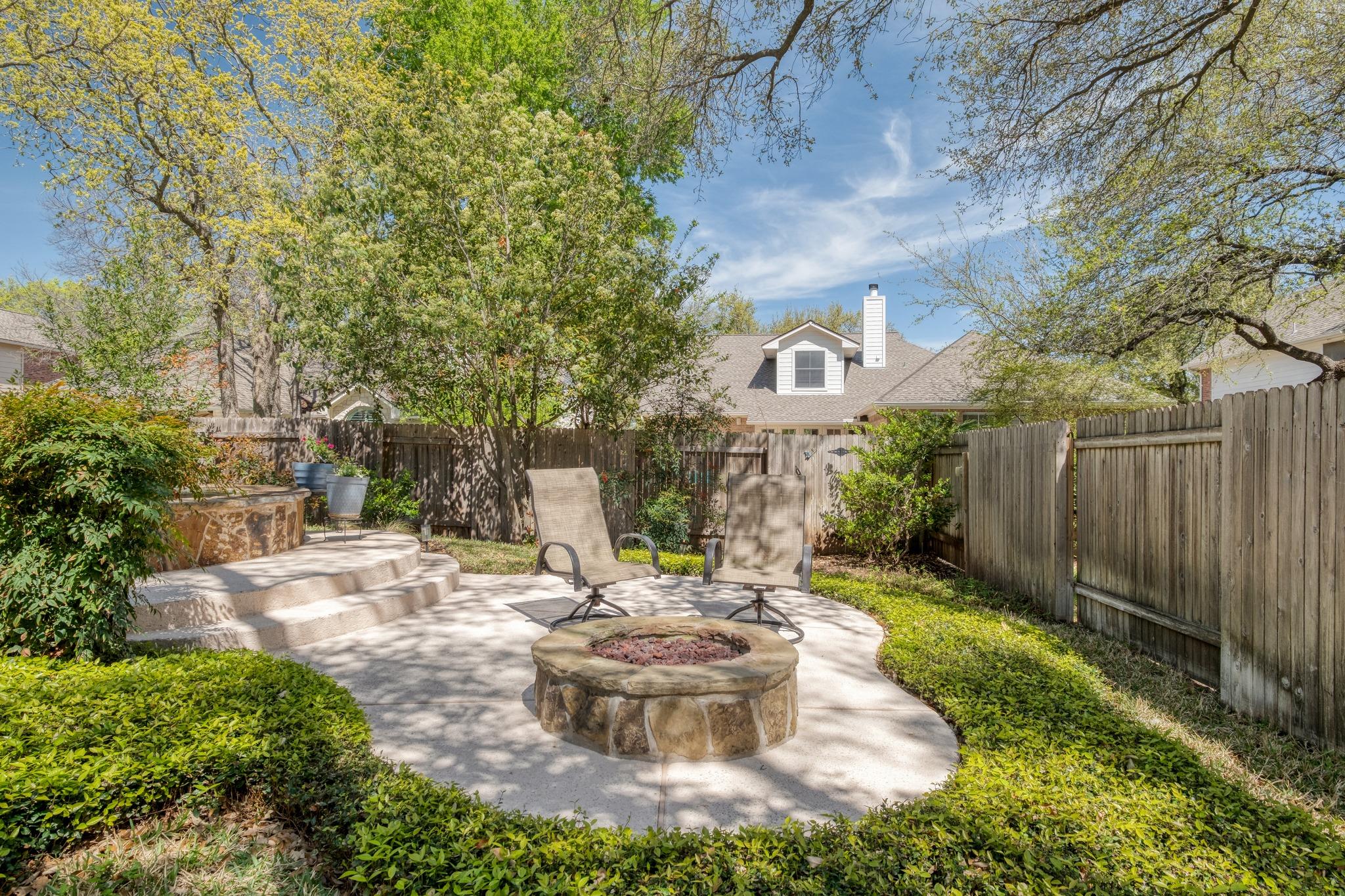 8221 Fern Bluff Ave