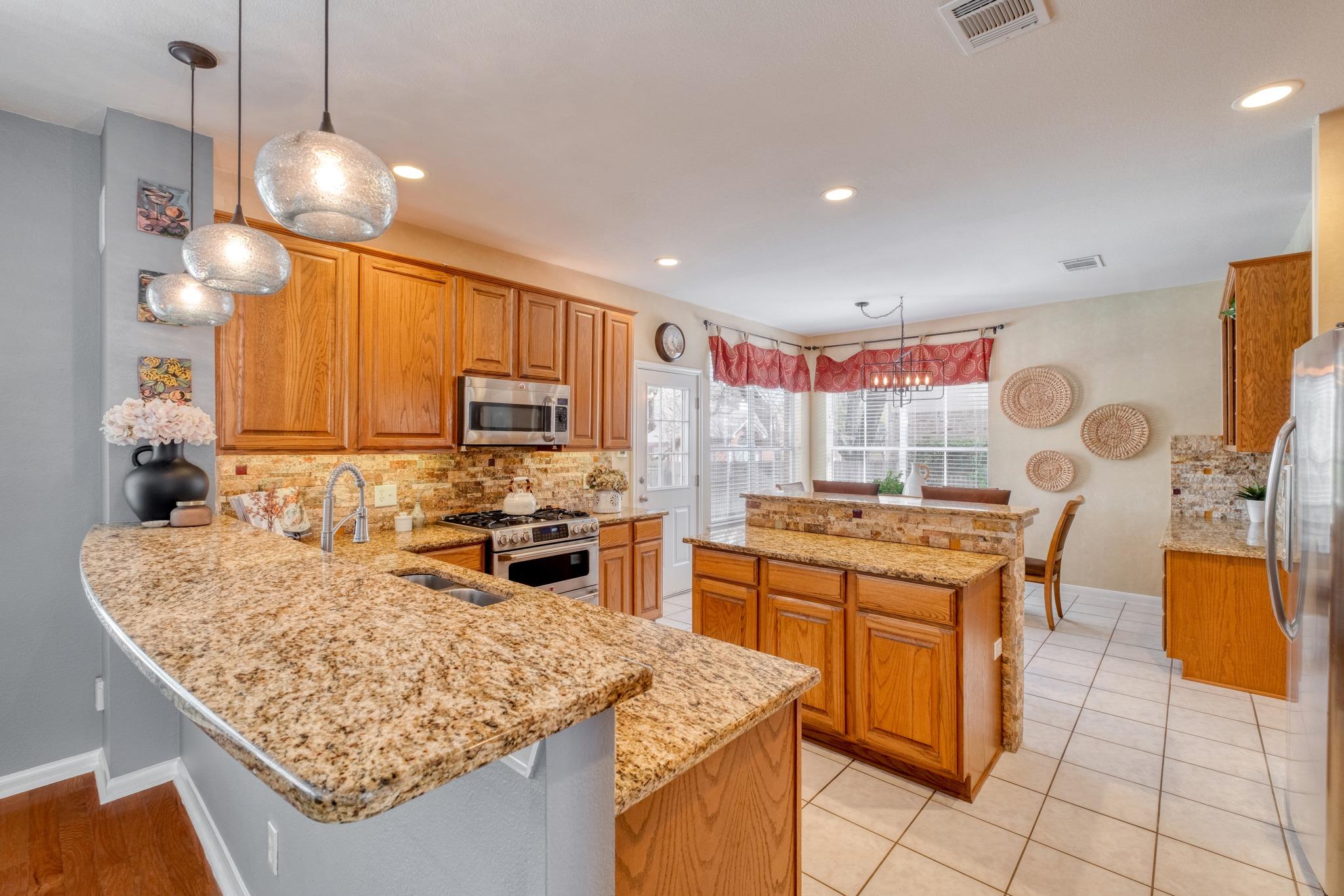 8221 Fern Bluff Ave