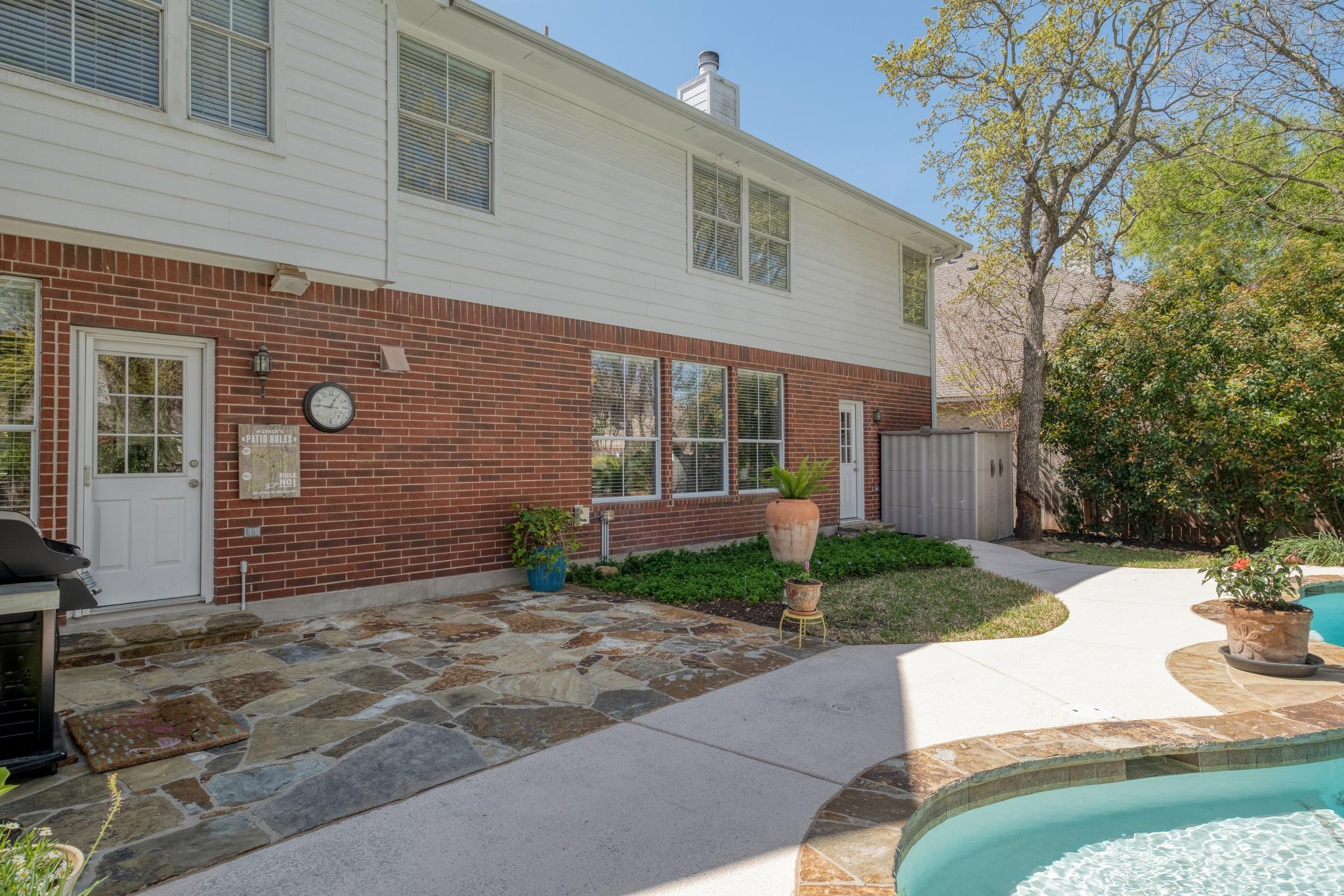 8221 Fern Bluff Ave