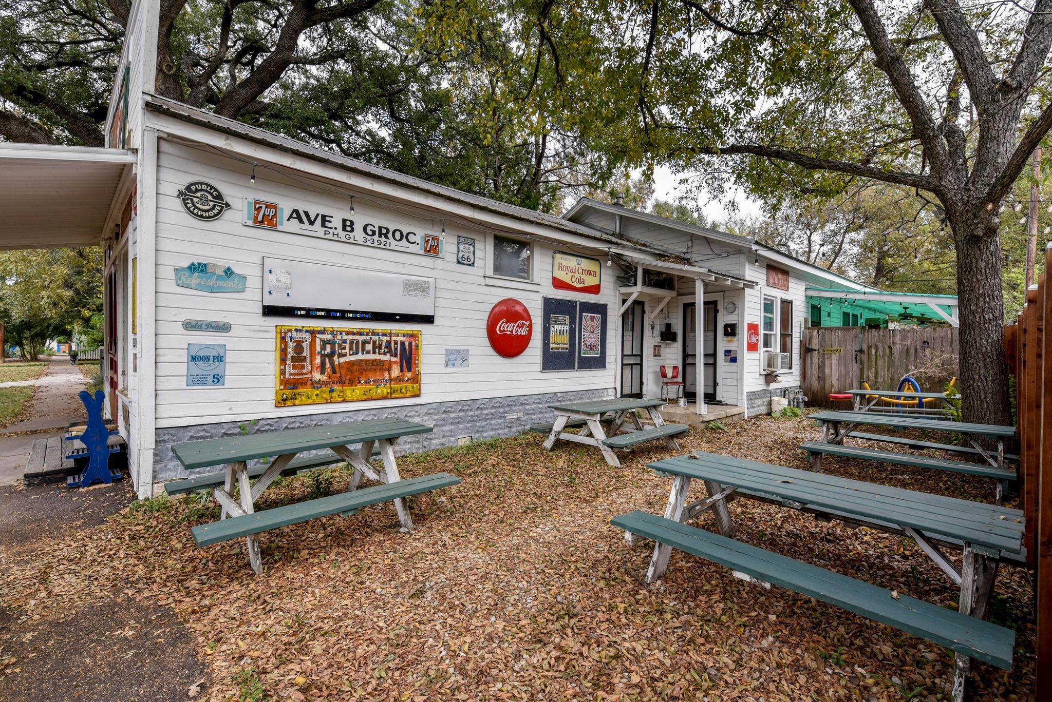 4409 Duval ST # 305