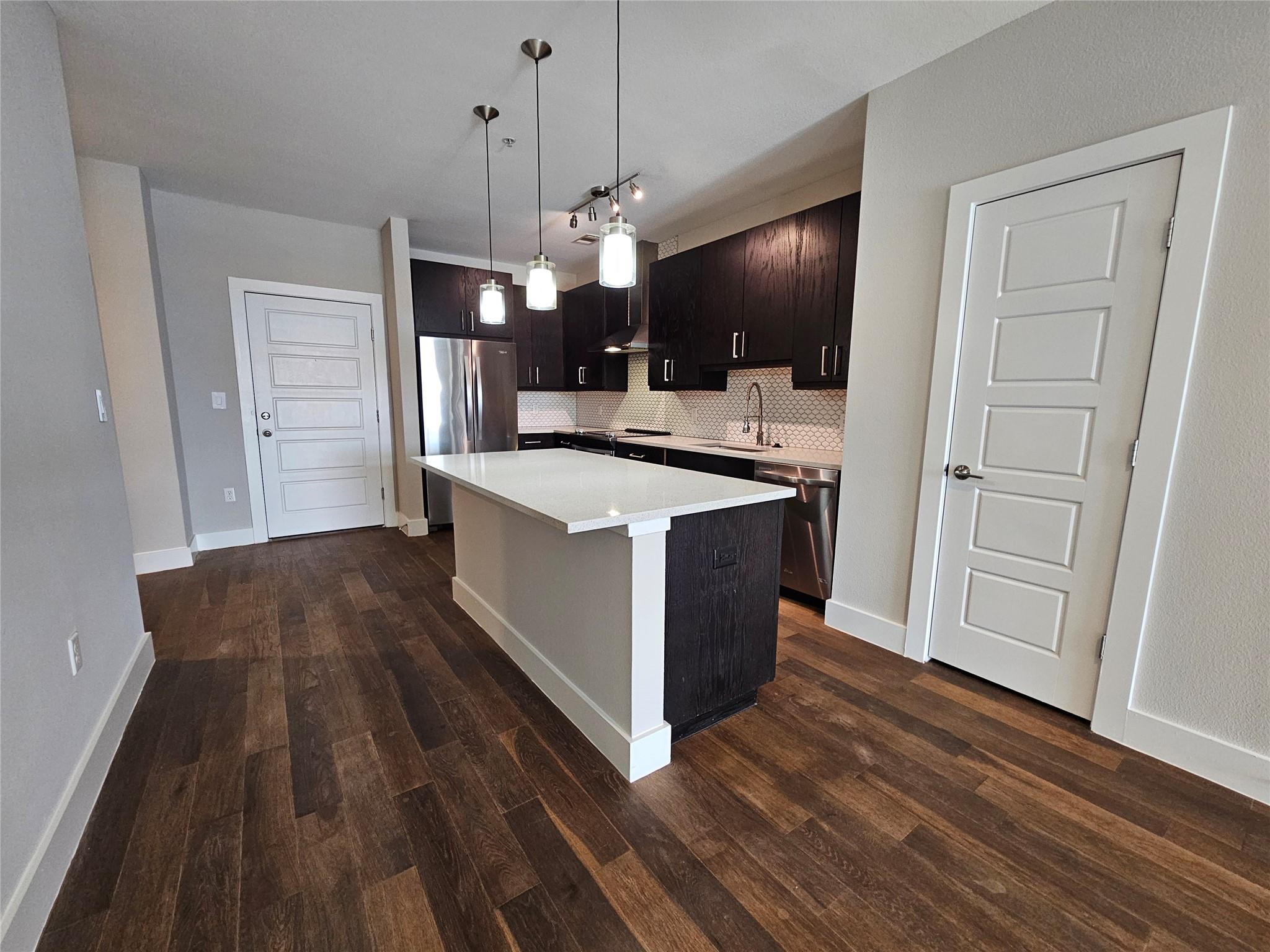 3114 S Congress Ave # 302