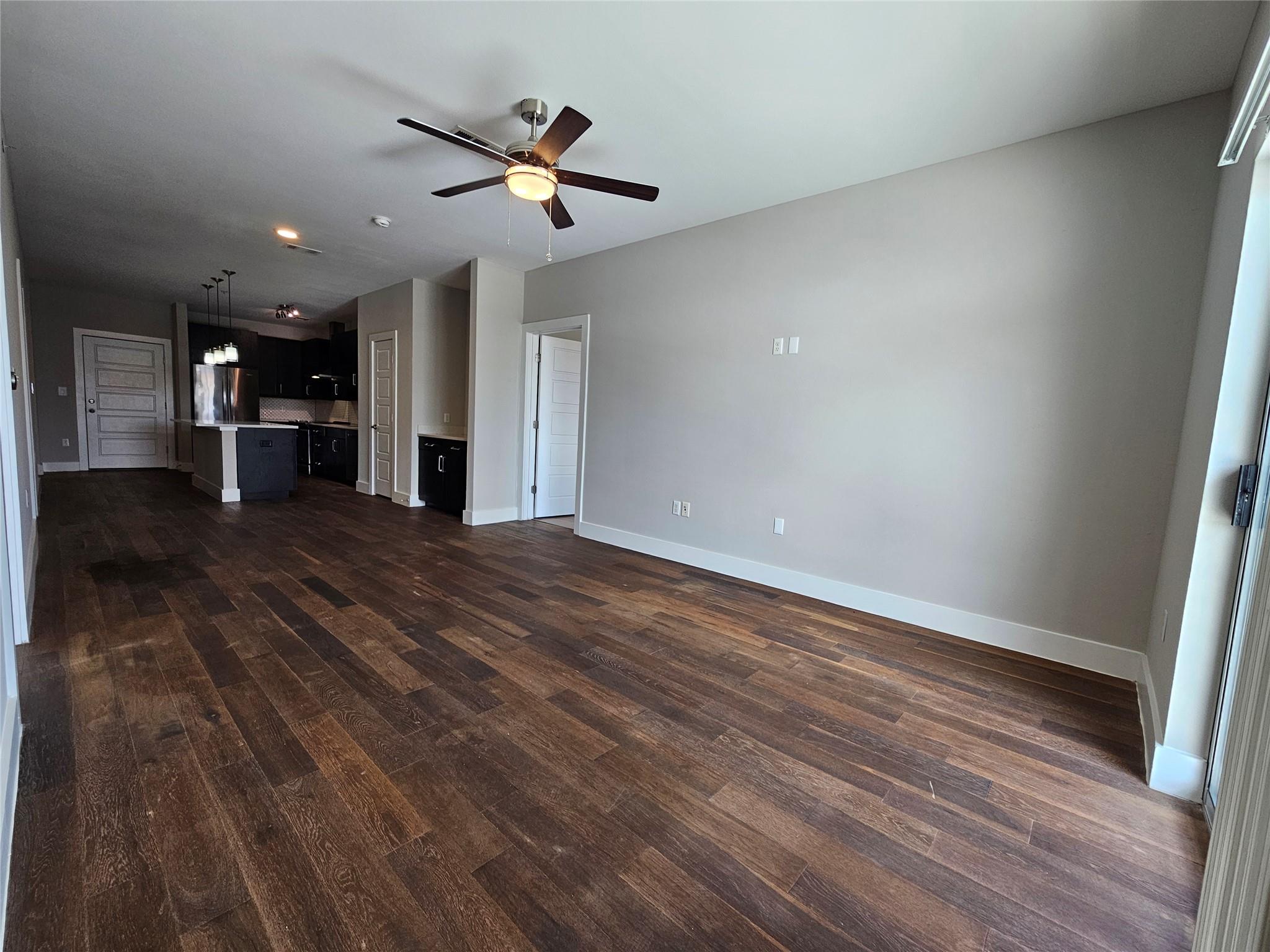 3114 S Congress Ave # 302