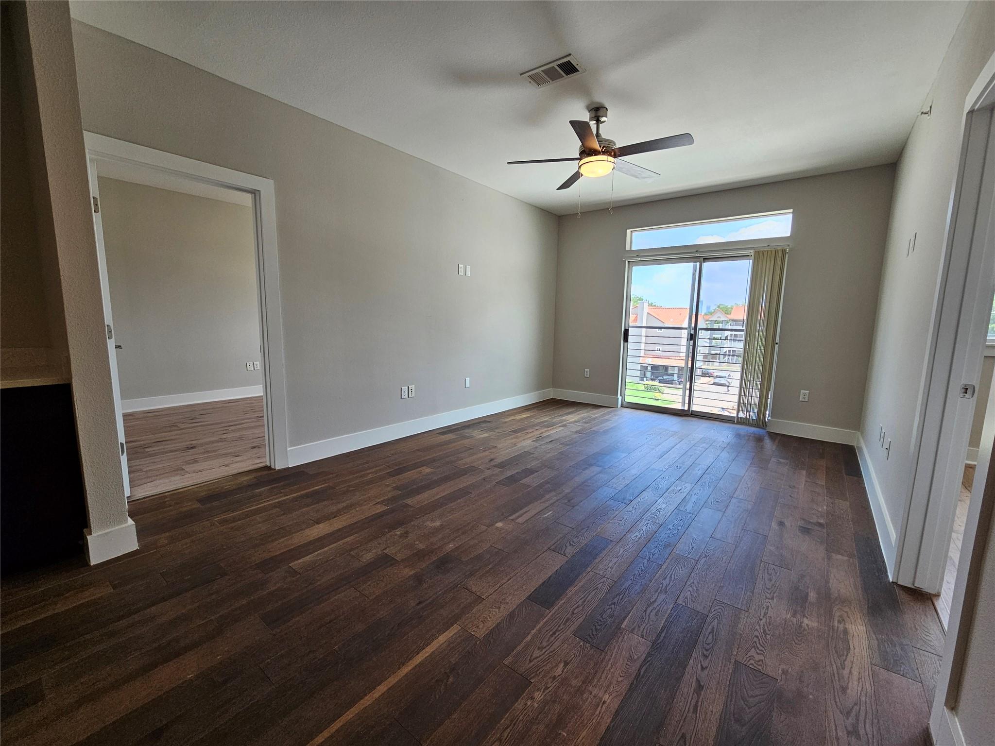 3114 S Congress Ave # 302