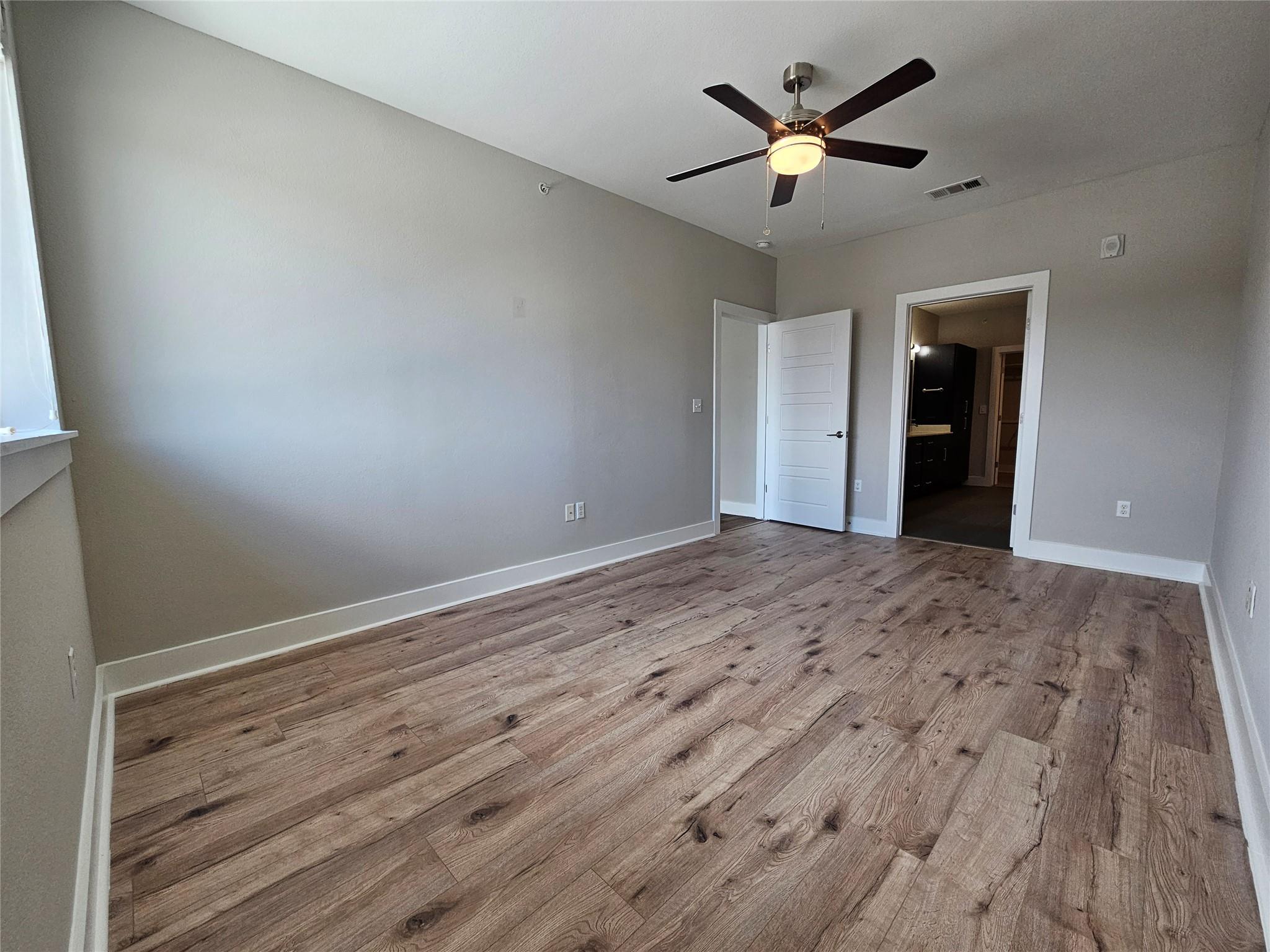 3114 S Congress Ave # 302