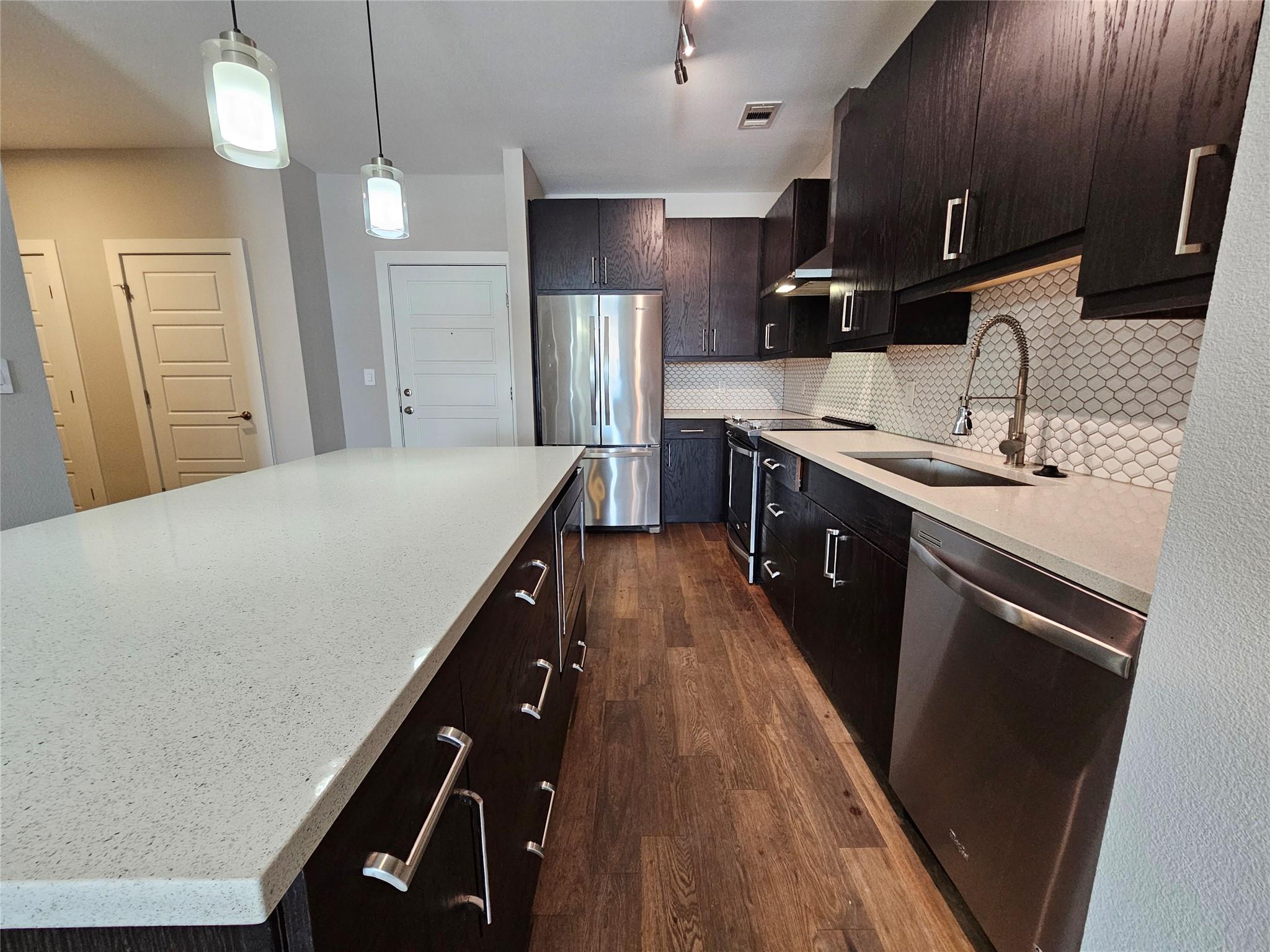 3114 S Congress Ave # 302