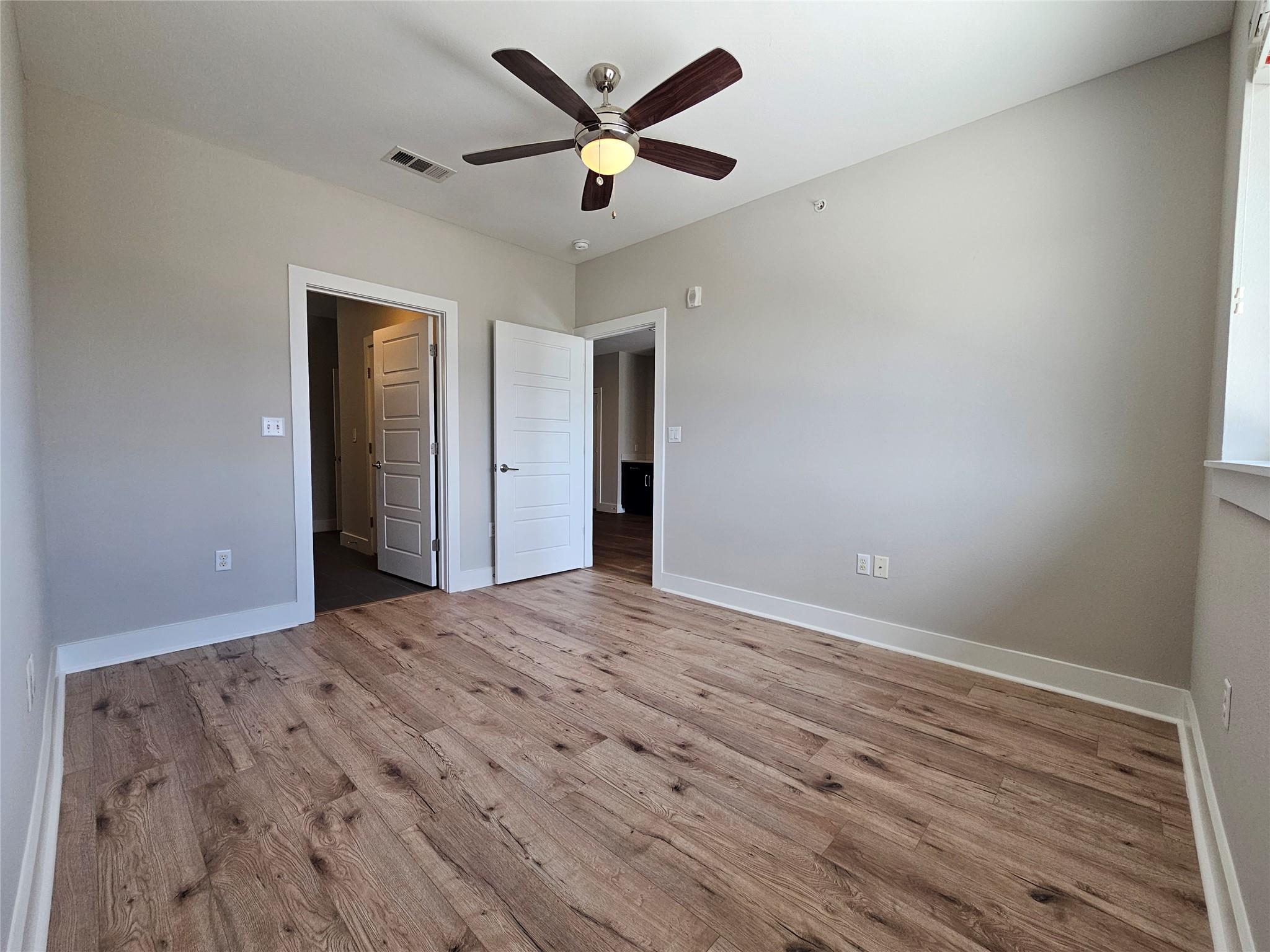3114 S Congress Ave # 302