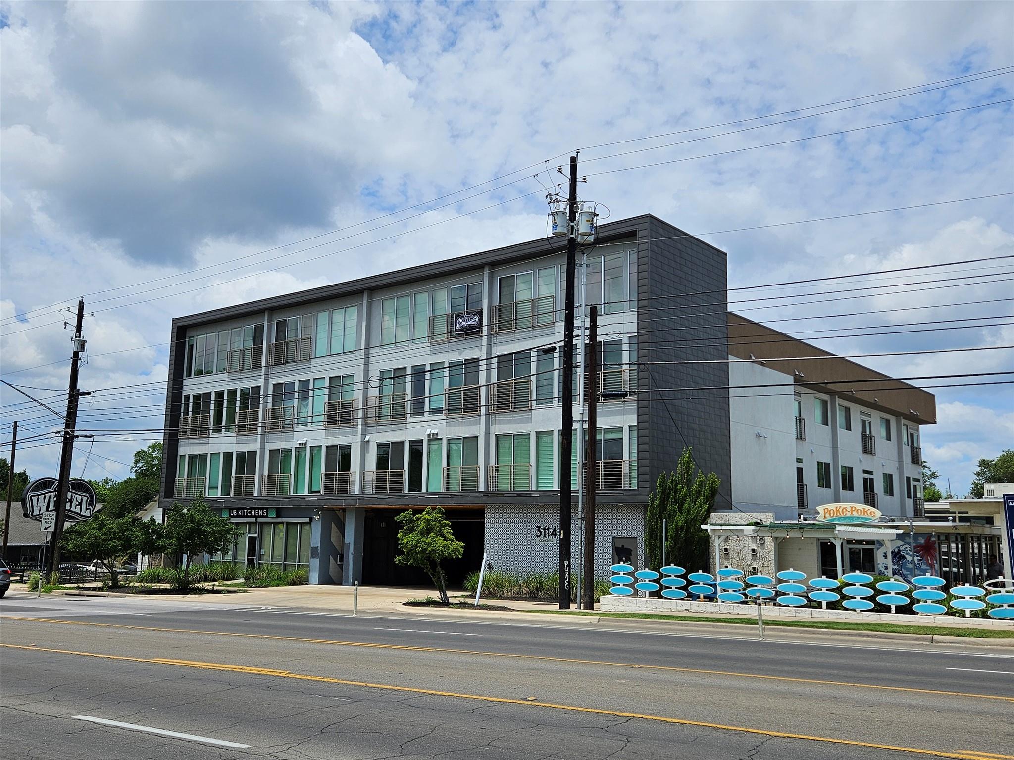 3114 S Congress Ave # 302