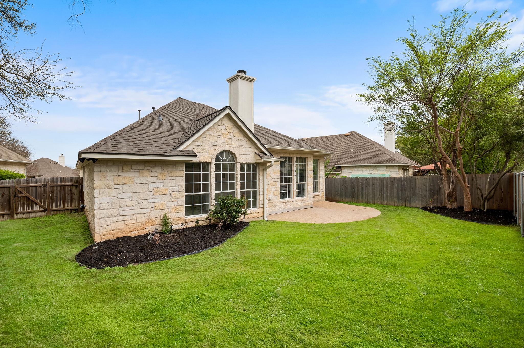 4015 Sable Oaks DR