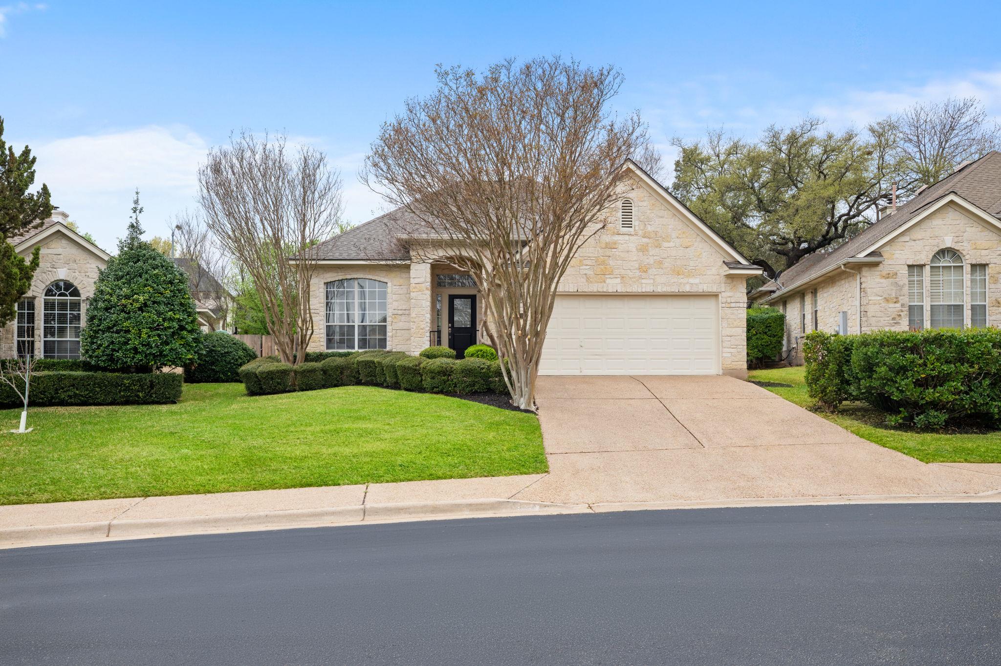 4015 Sable Oaks DR