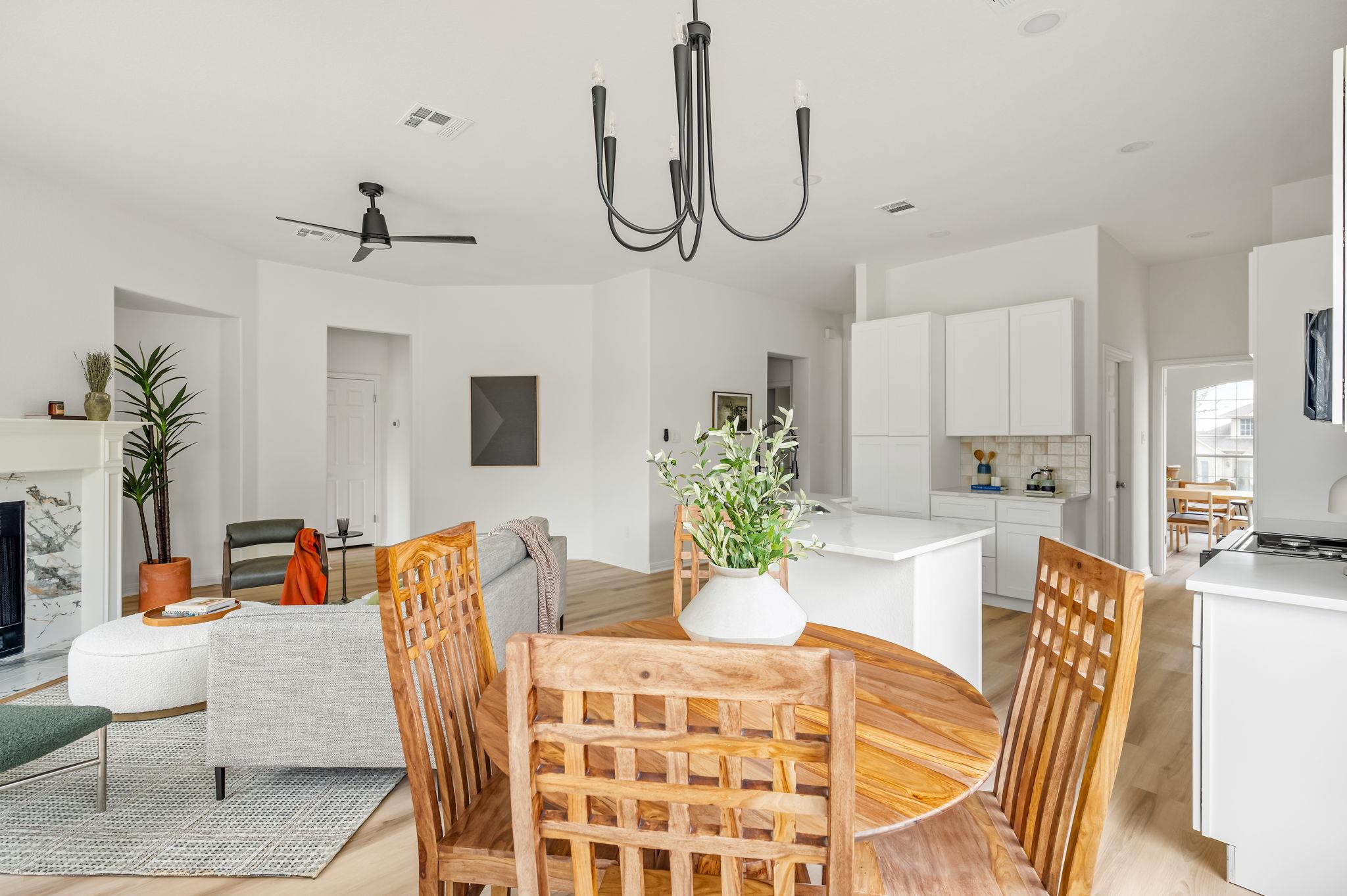 4015 Sable Oaks DR